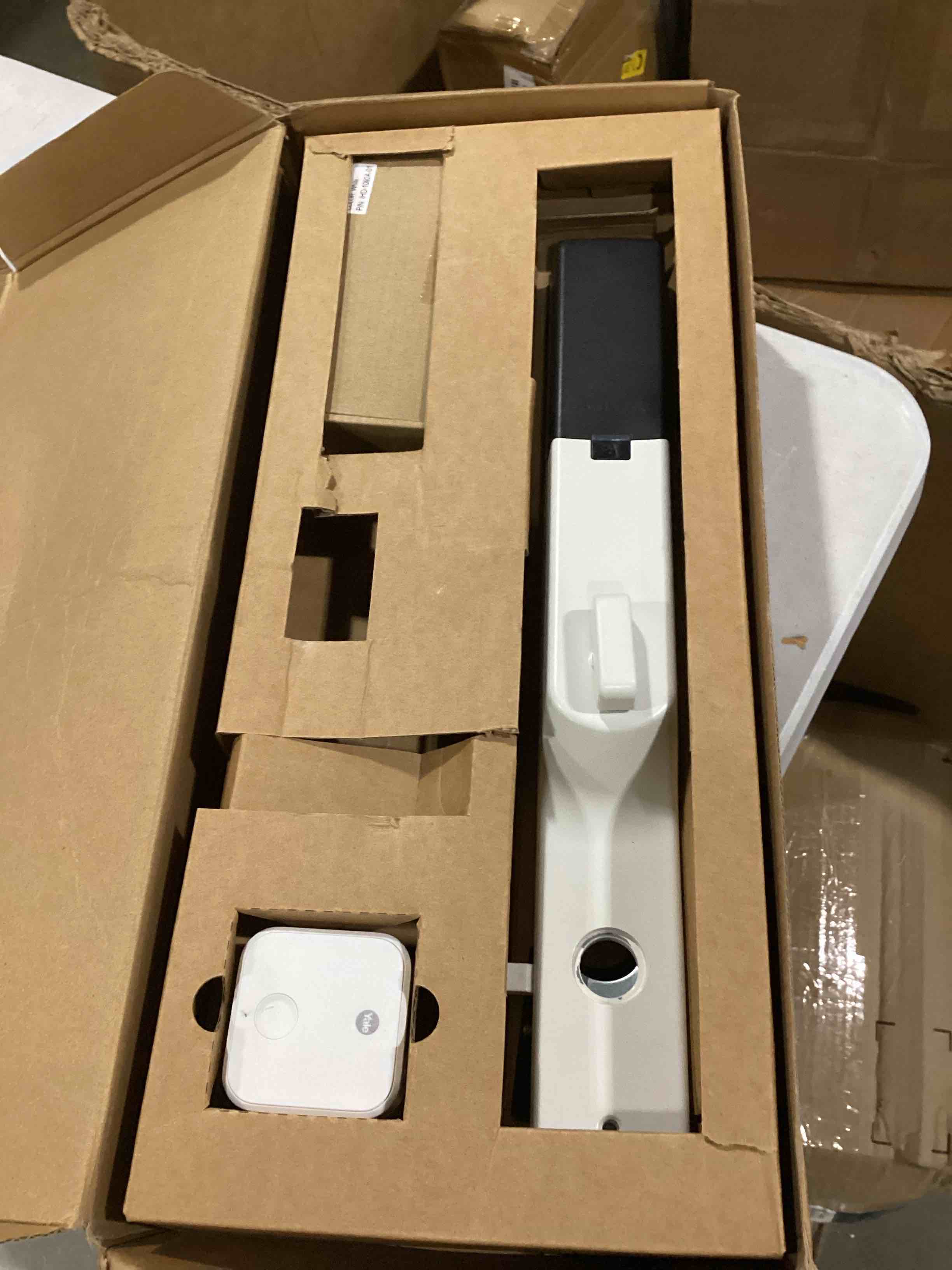 https://s3.amazonaws.com/lotting-images-prod/bidfta/GRN5747992_1724353991832.jpeg