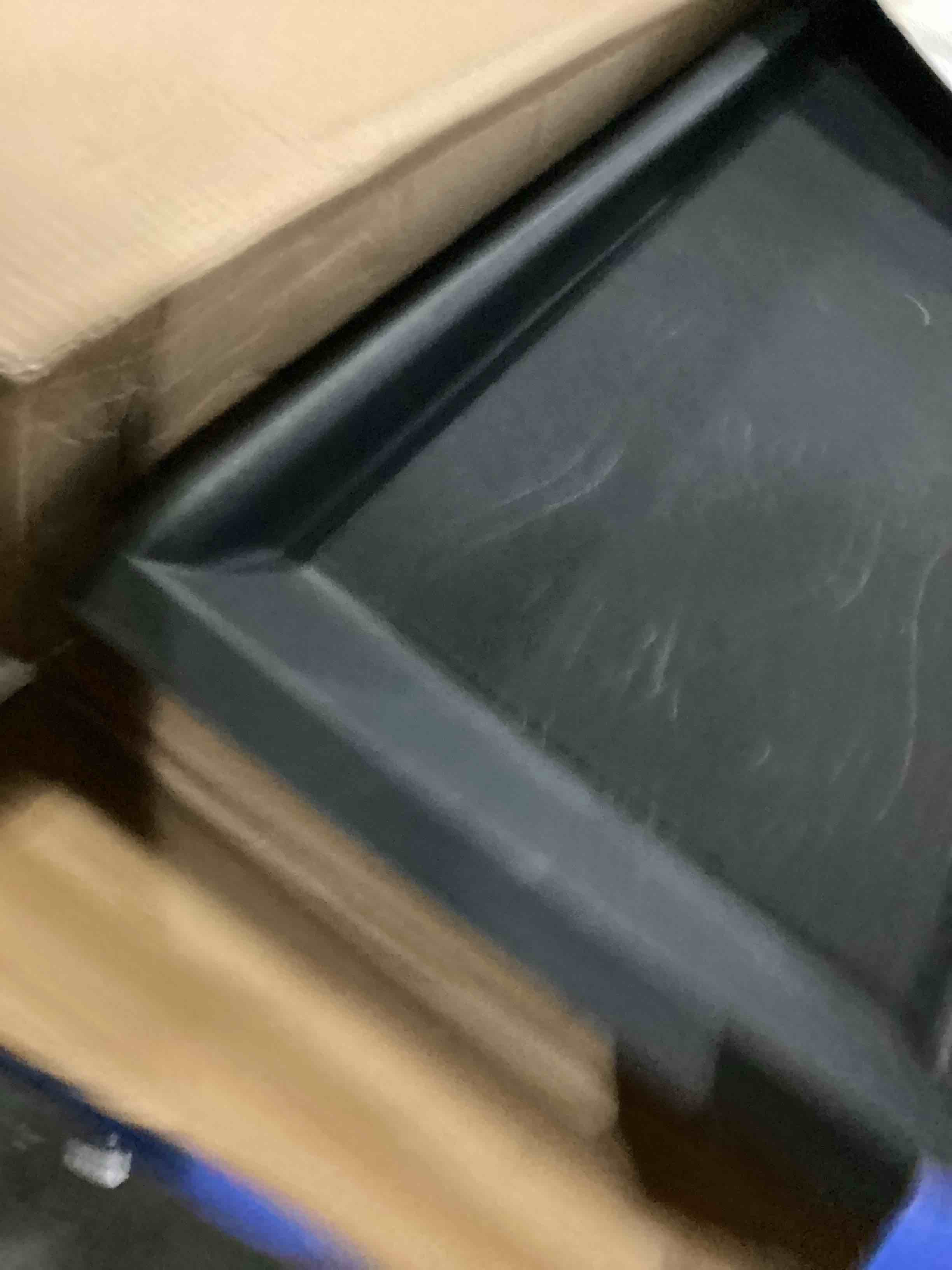 https://s3.amazonaws.com/lotting-images-prod/bidfta/GRN5749787_1723473321408.jpeg