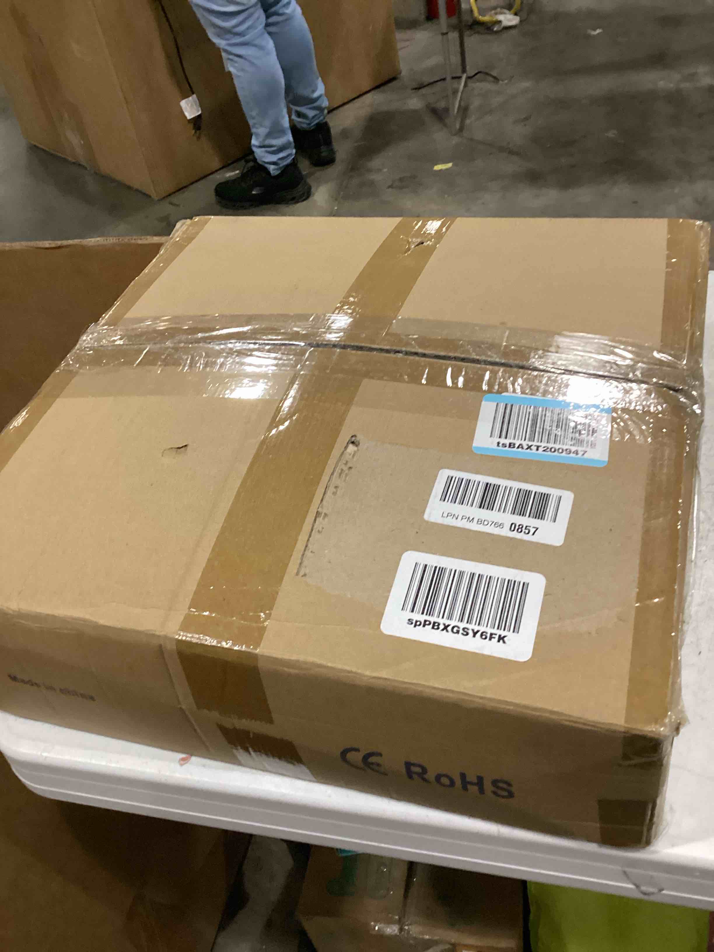 https://s3.amazonaws.com/lotting-images-prod/bidfta/GRN5751418_1726500945444.jpeg