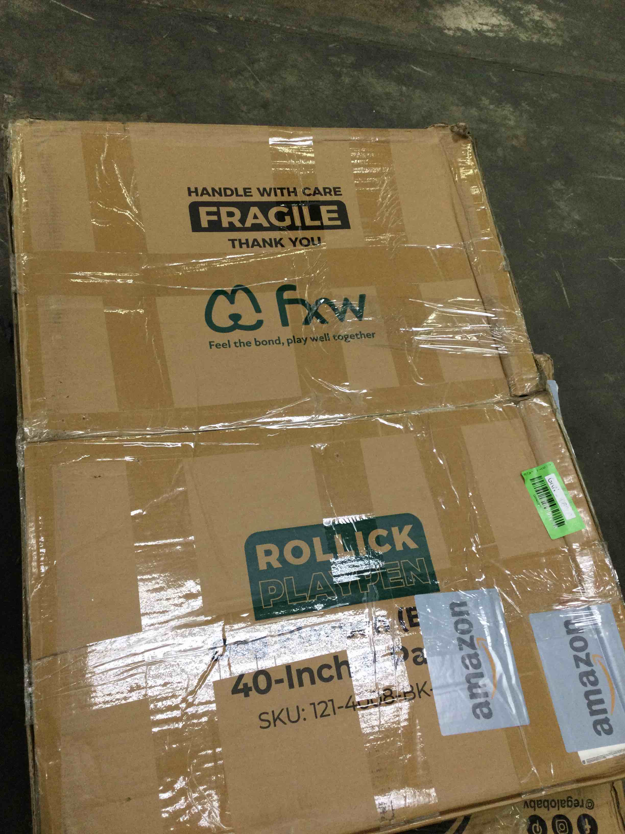 Dog play pen (40 inch)