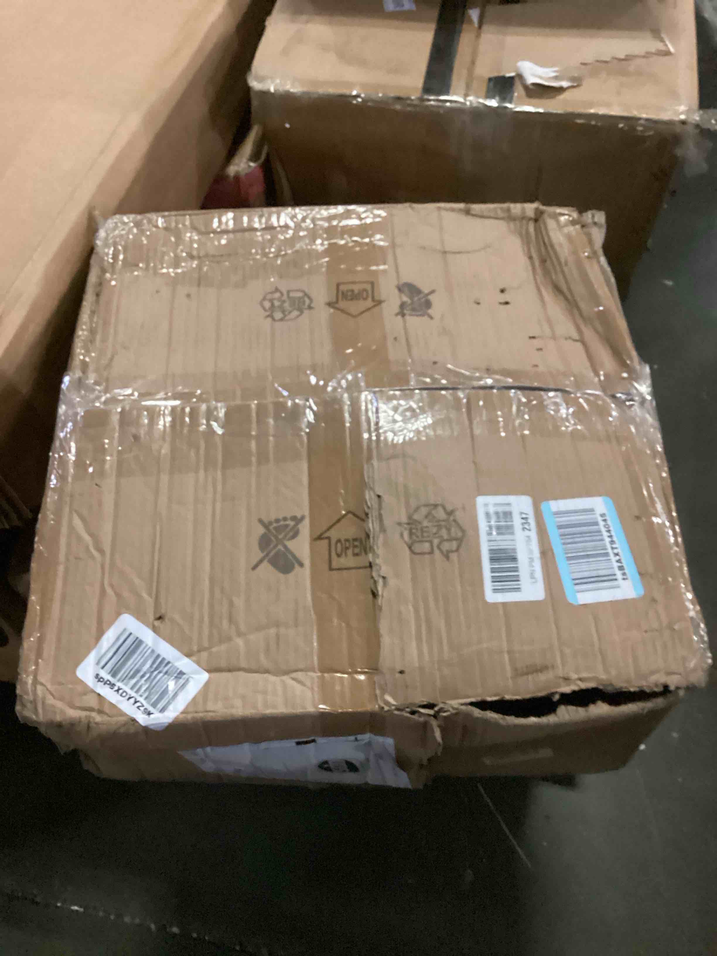 https://s3.amazonaws.com/lotting-images-prod/bidfta/GRN5753457_1724843614203.jpeg