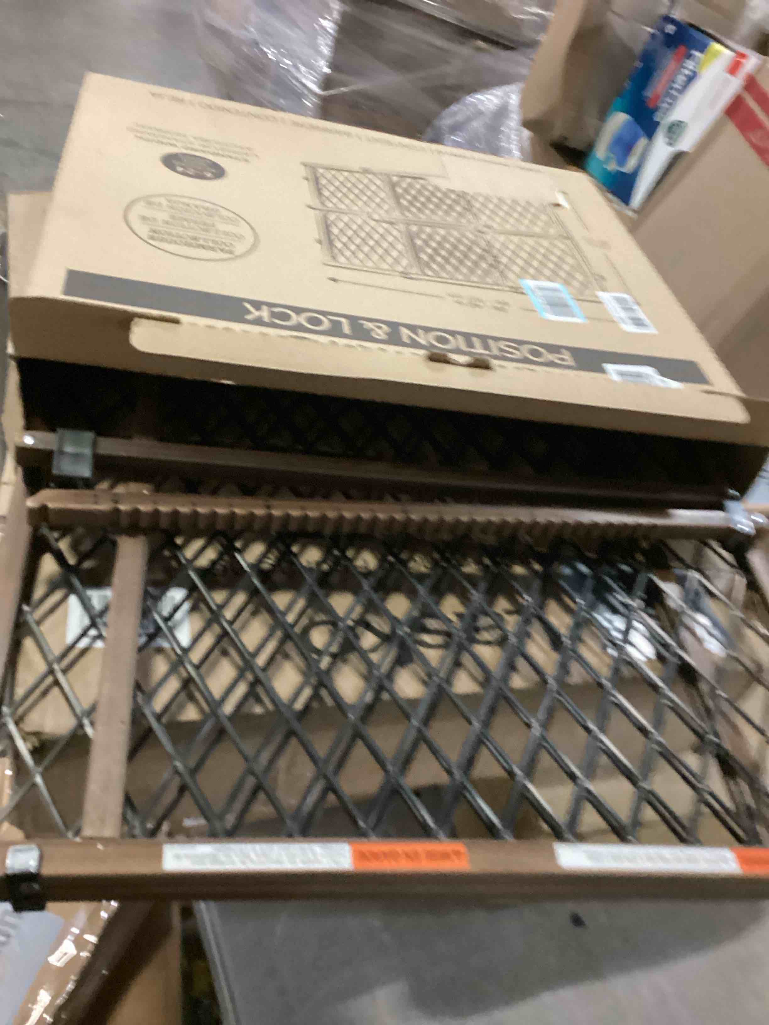 https://s3.amazonaws.com/lotting-images-prod/bidfta/GRN5753663_1724935245786.jpeg