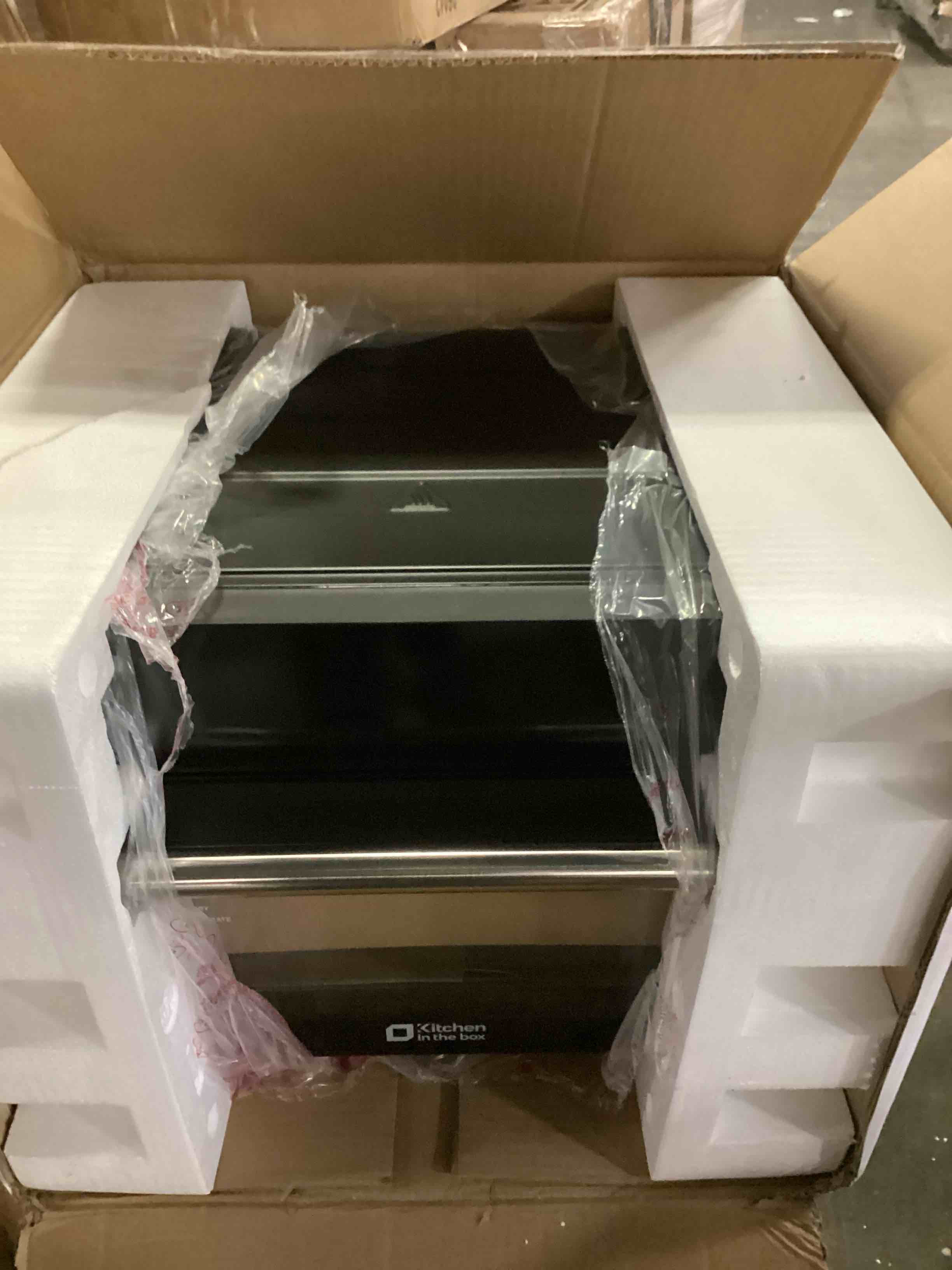 https://s3.amazonaws.com/lotting-images-prod/bidfta/GRN5754240_1725558241955.jpeg