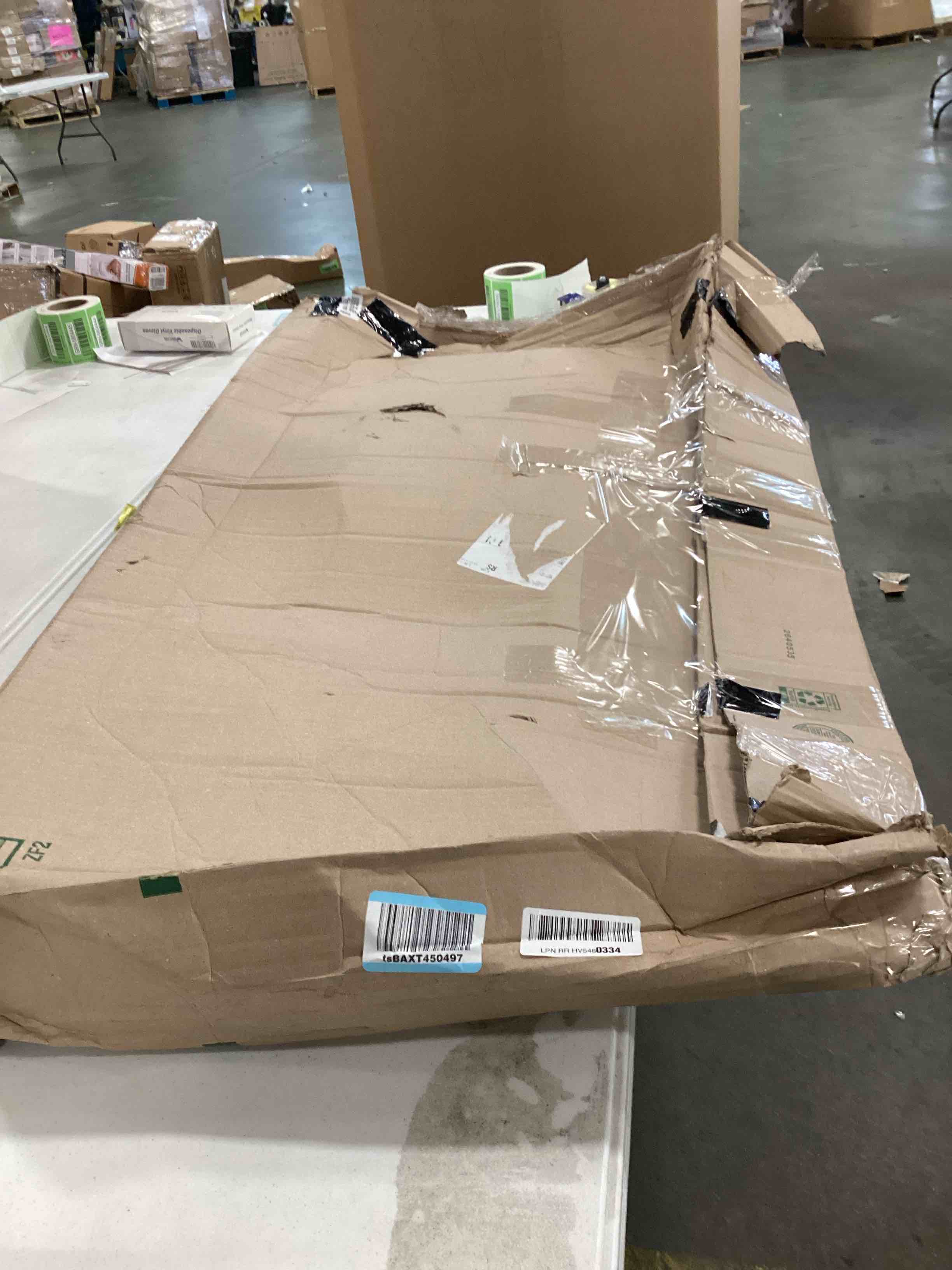 https://s3.amazonaws.com/lotting-images-prod/bidfta/GRN5756692_1715363959415.jpeg