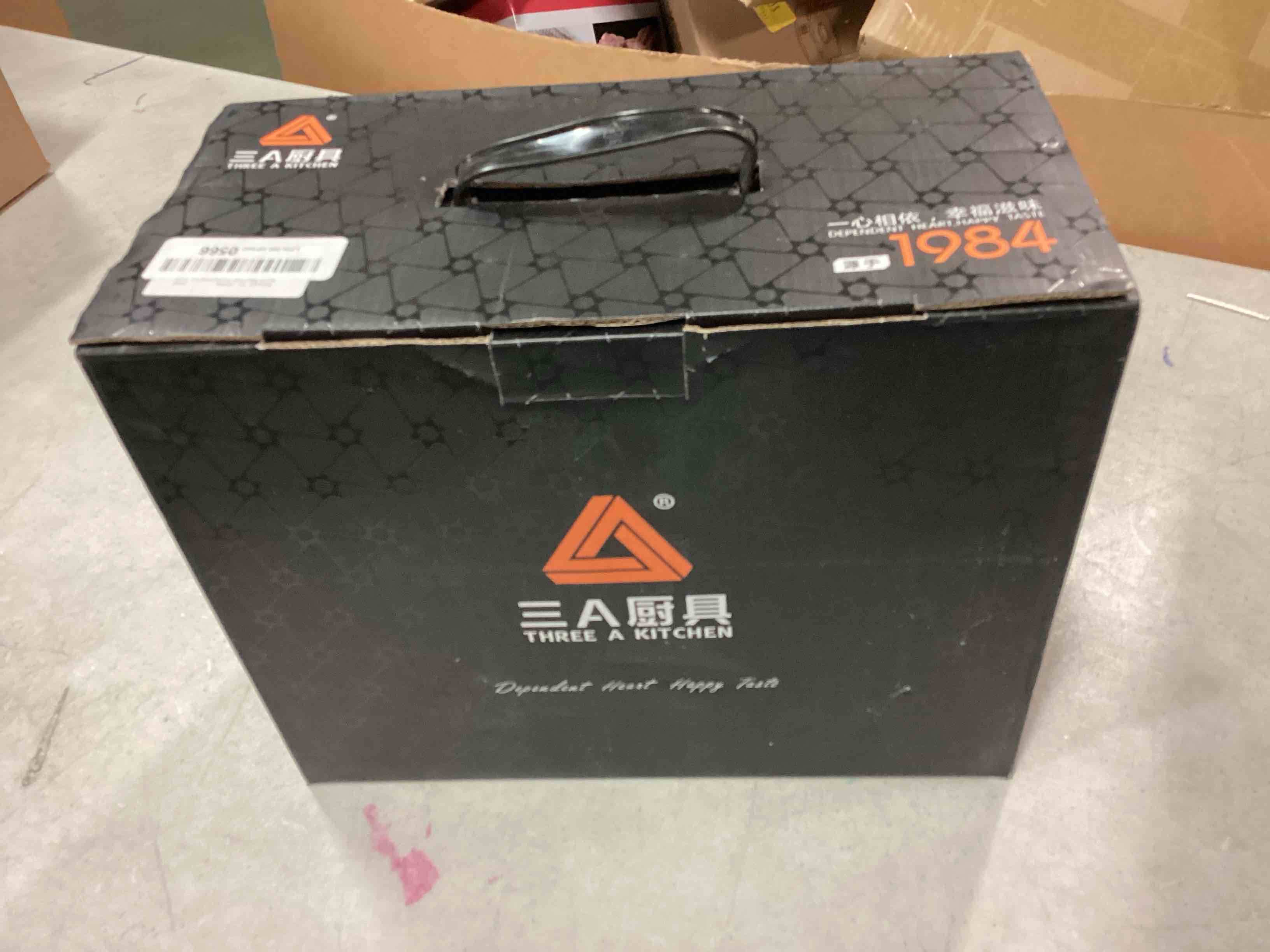 https://s3.amazonaws.com/lotting-images-prod/bidfta/GRN5757814_1715105871646.jpeg