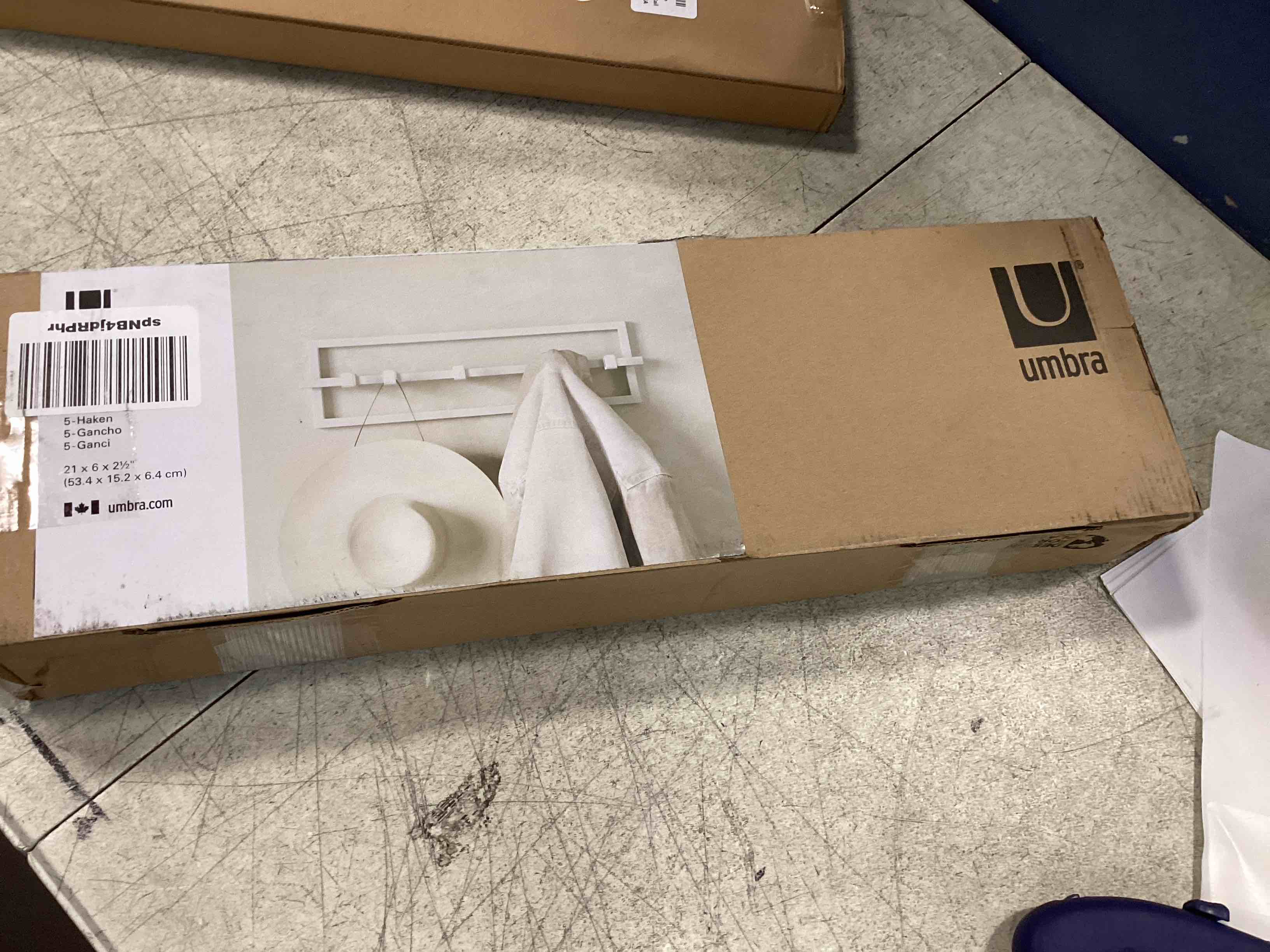 https://s3.amazonaws.com/lotting-images-prod/bidfta/GRN5757936_1715175784465.jpeg