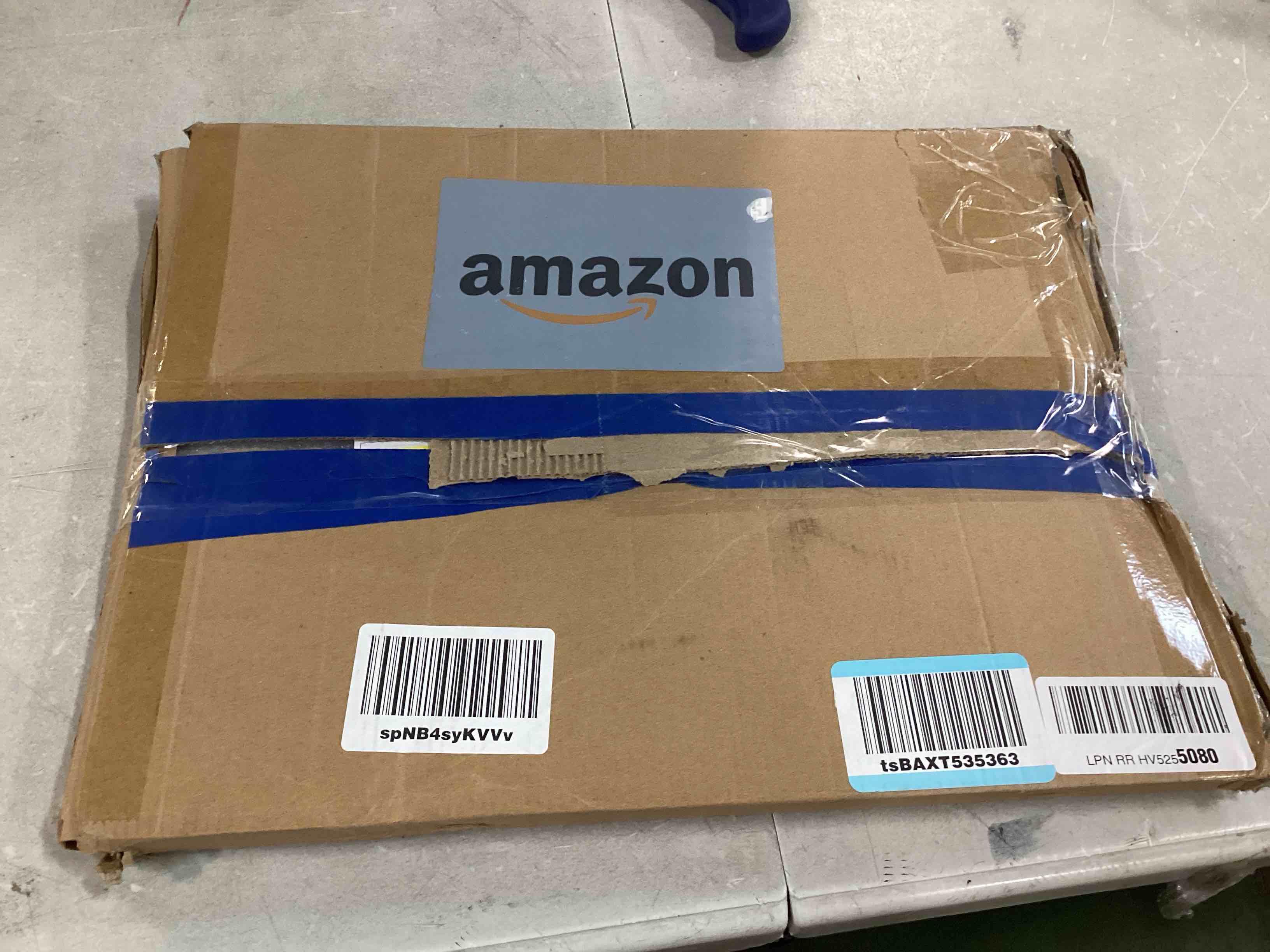https://s3.amazonaws.com/lotting-images-prod/bidfta/GRN5758703_1715784653946.jpeg