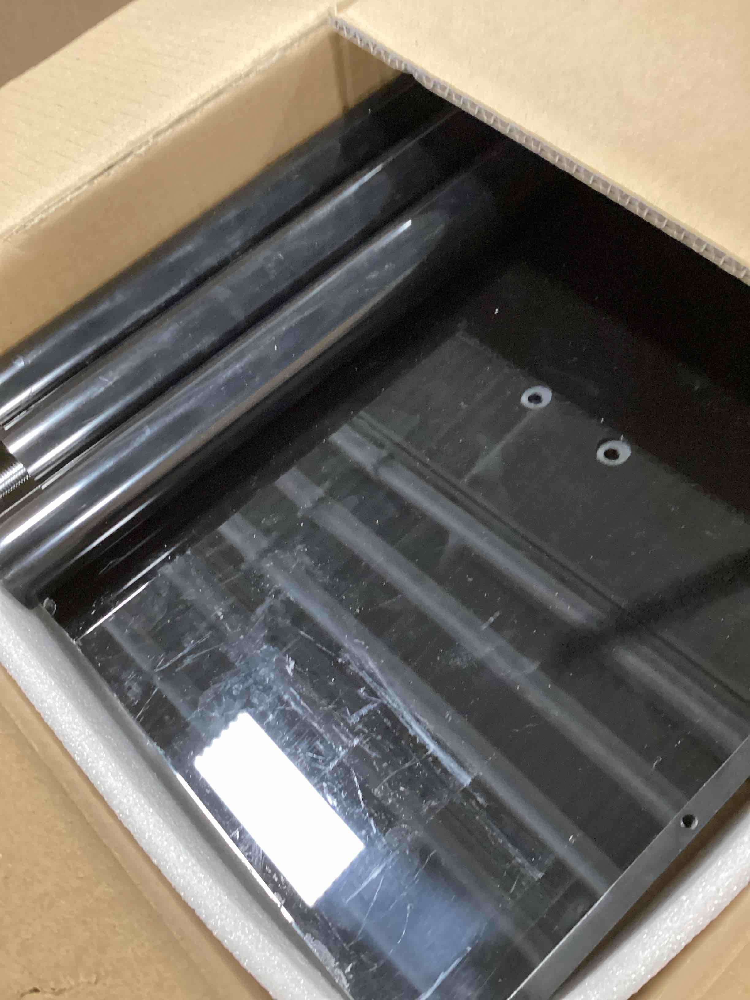 https://s3.amazonaws.com/lotting-images-prod/bidfta/GRN5758957_1714395927433.jpeg