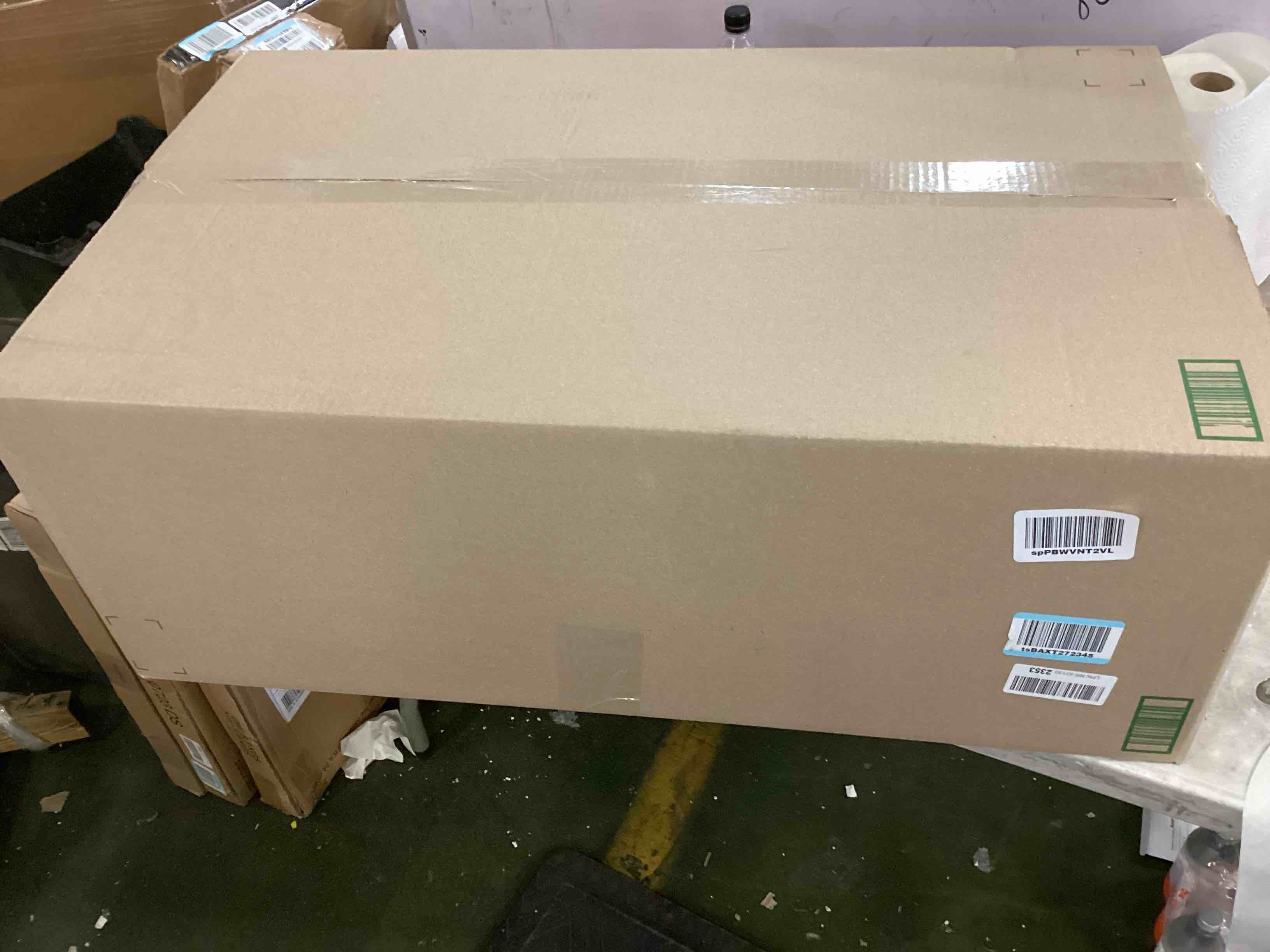 https://s3.amazonaws.com/lotting-images-prod/bidfta/GRN5762357_1714752880528.jpeg