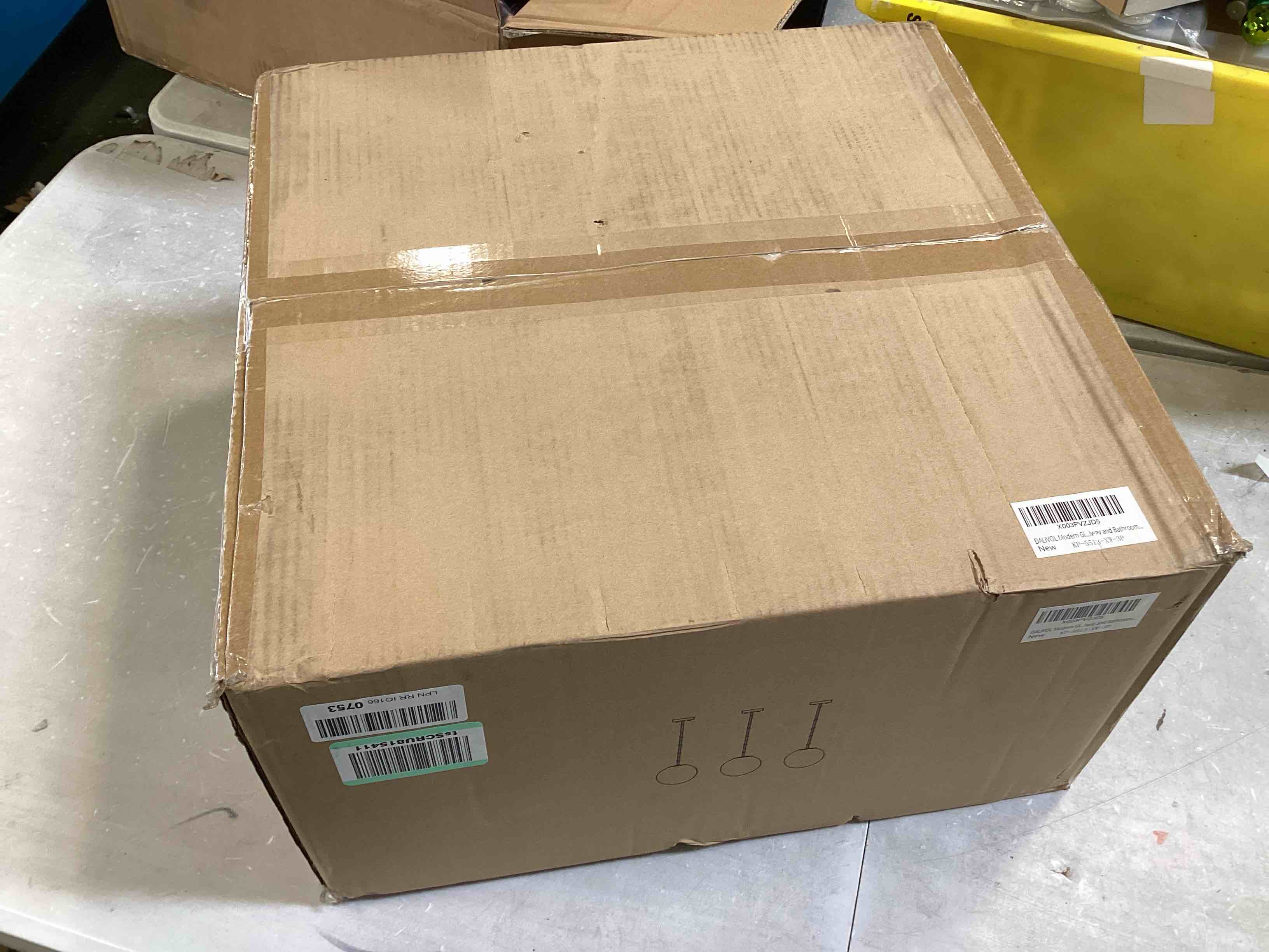 https://s3.amazonaws.com/lotting-images-prod/bidfta/GRN5762998_1715185924743.jpeg