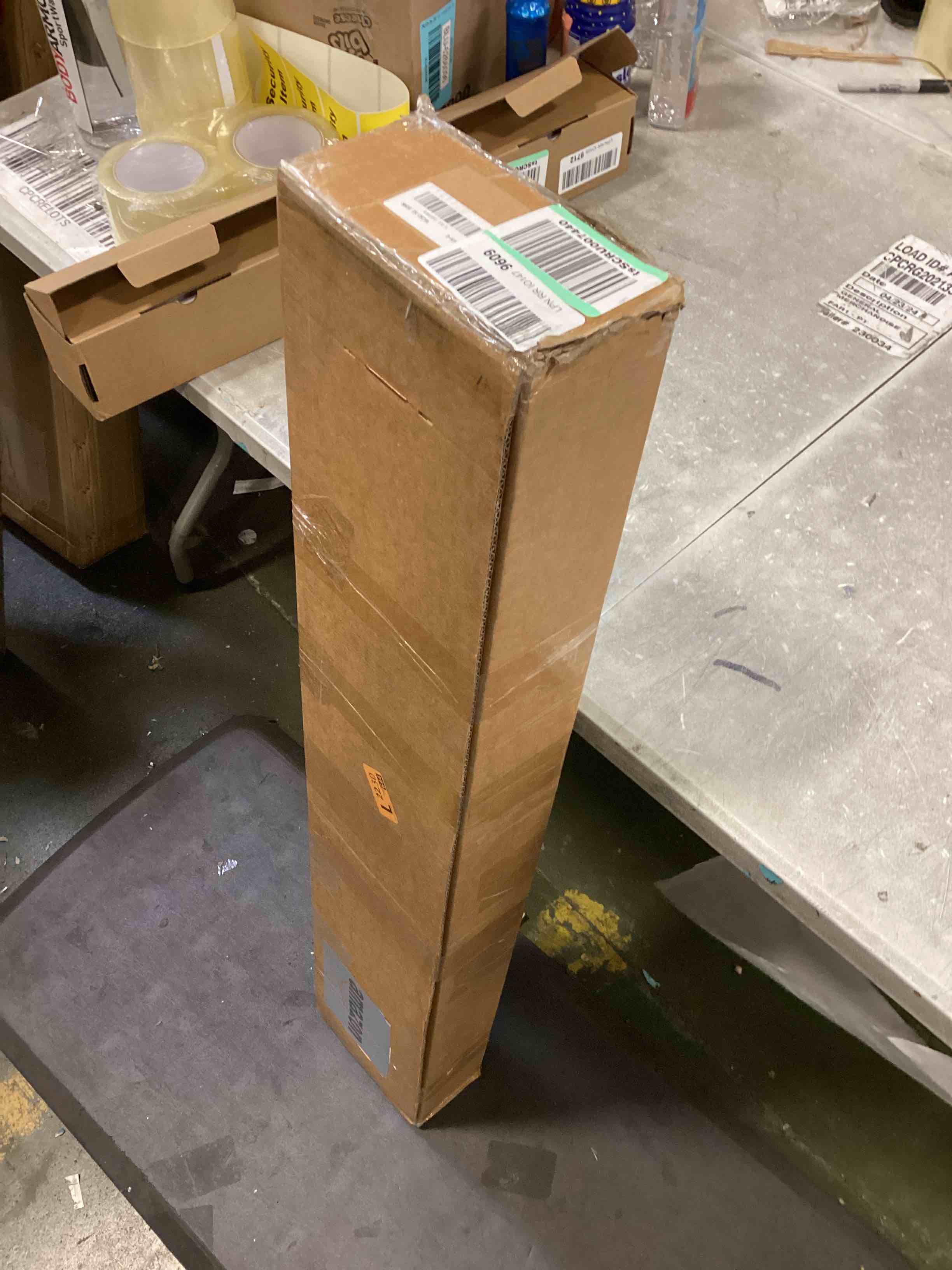 https://s3.amazonaws.com/lotting-images-prod/bidfta/GRN5763188_1715270448518.jpeg