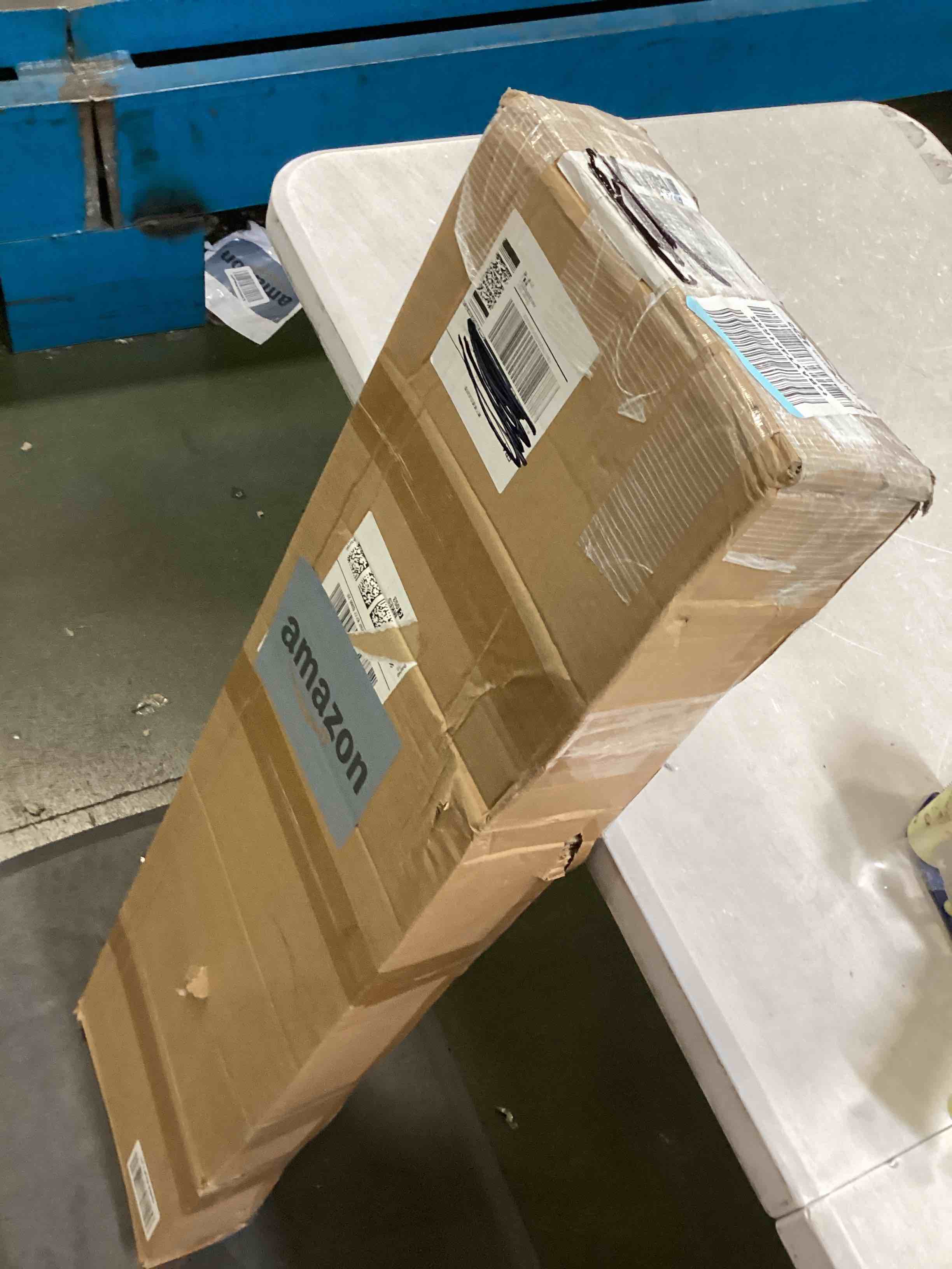 https://s3.amazonaws.com/lotting-images-prod/bidfta/GRN5763465_1714660634408.jpeg
