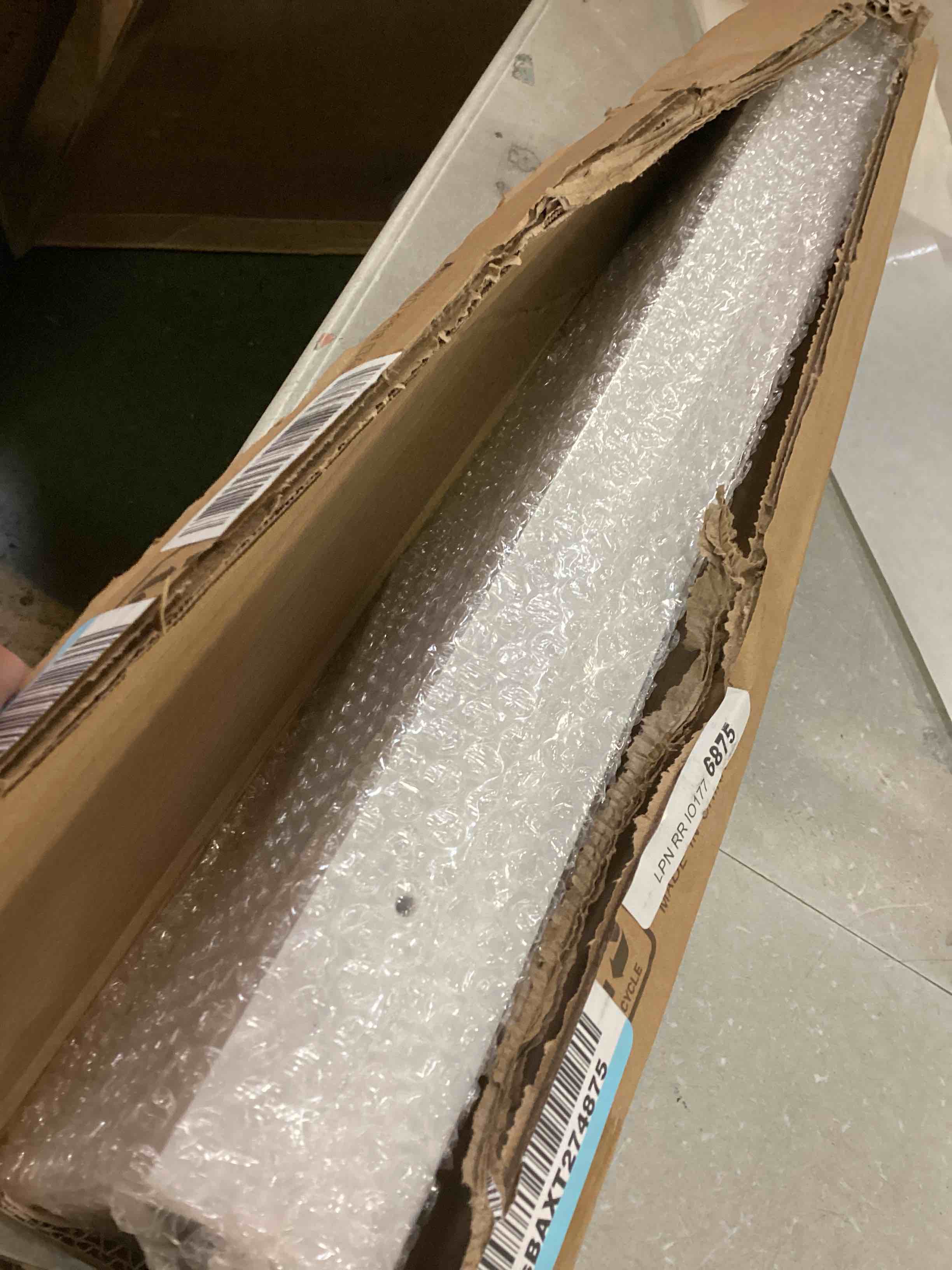 https://s3.amazonaws.com/lotting-images-prod/bidfta/GRN5764531_1715084027727.jpeg