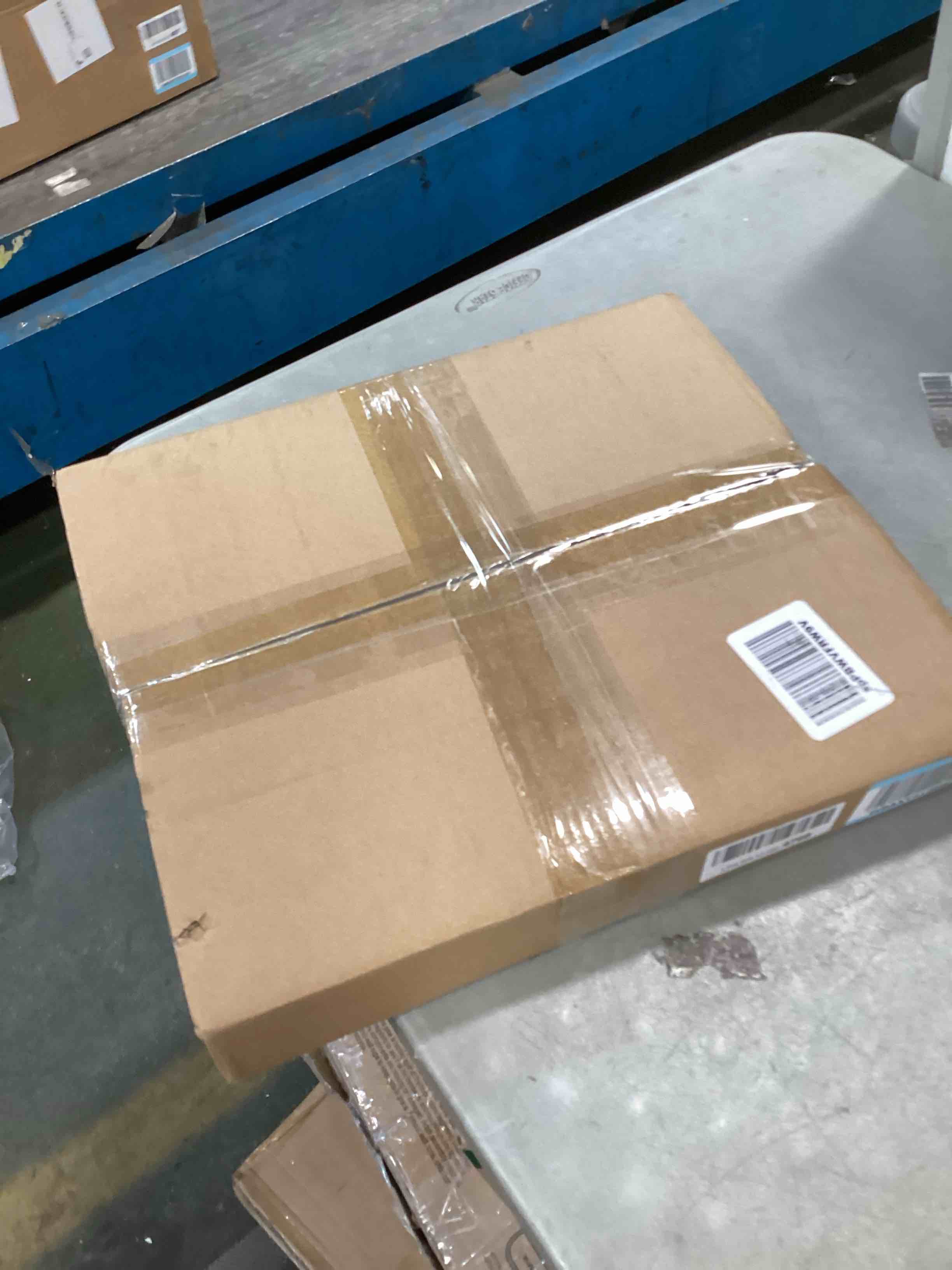 https://s3.amazonaws.com/lotting-images-prod/bidfta/GRN5765680_1715018532232.jpeg