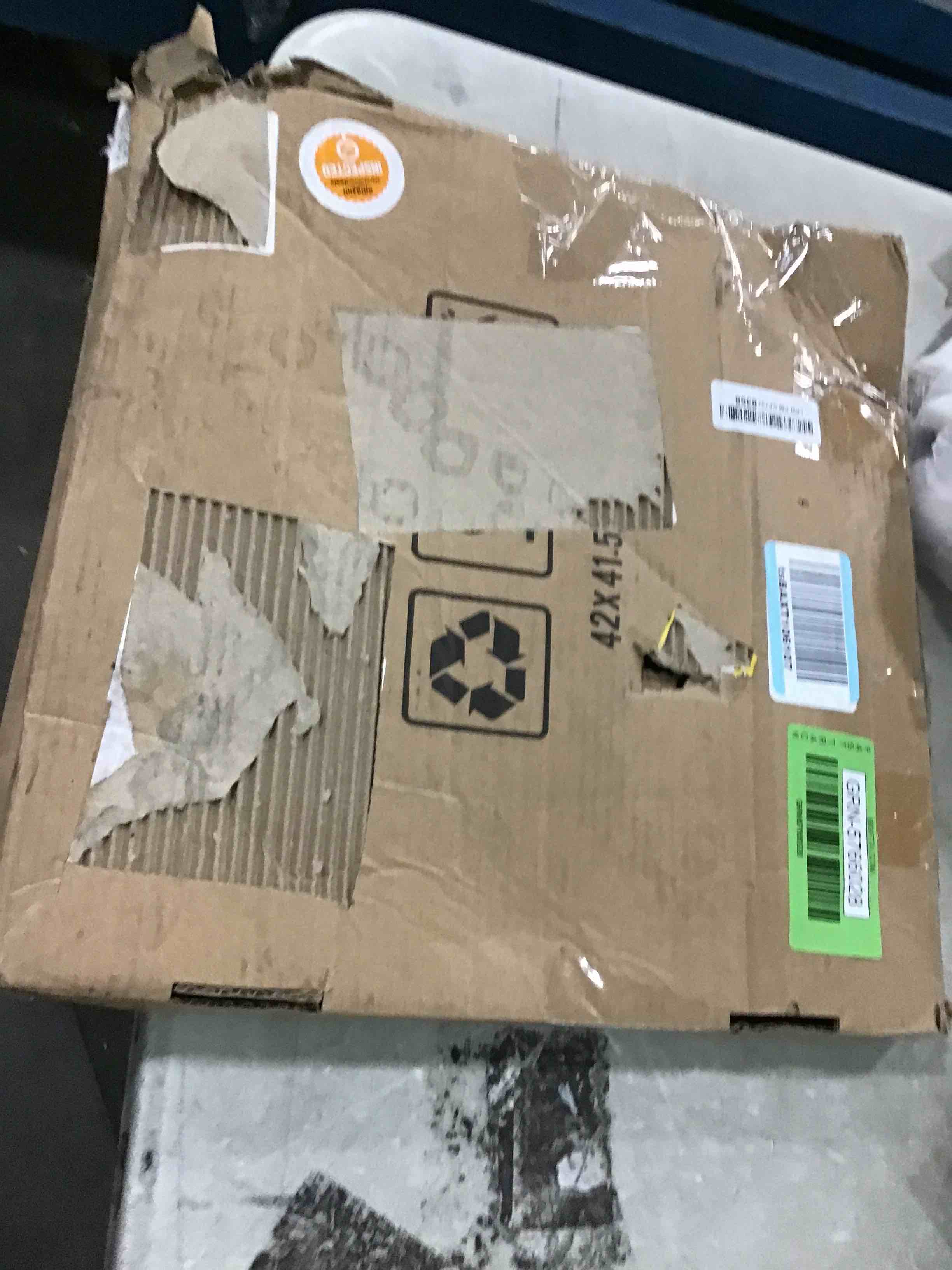 https://s3.amazonaws.com/lotting-images-prod/bidfta/GRN5766028_1715690988064.jpeg