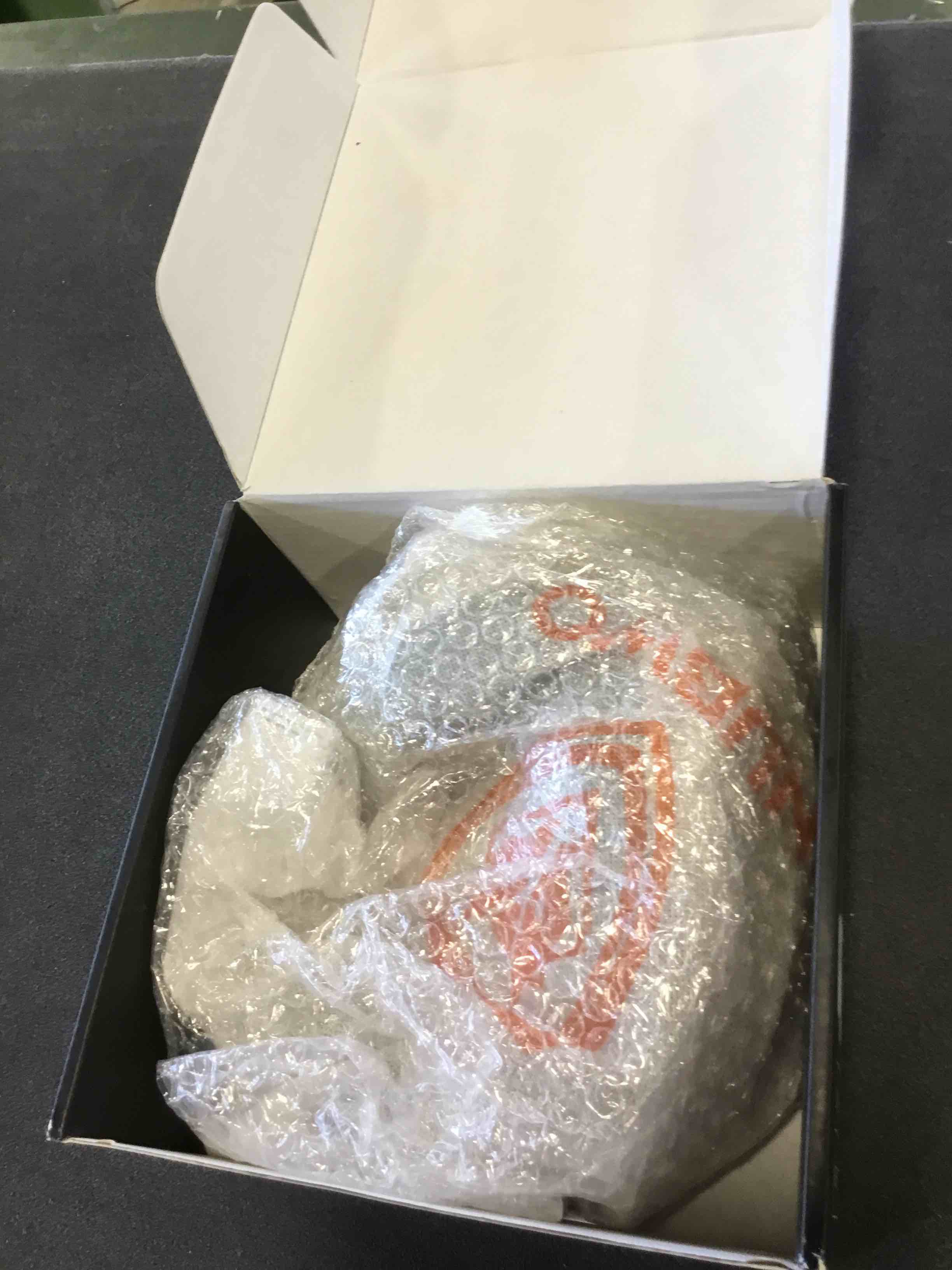 https://s3.amazonaws.com/lotting-images-prod/bidfta/GRN5767355_1715189618470.jpeg