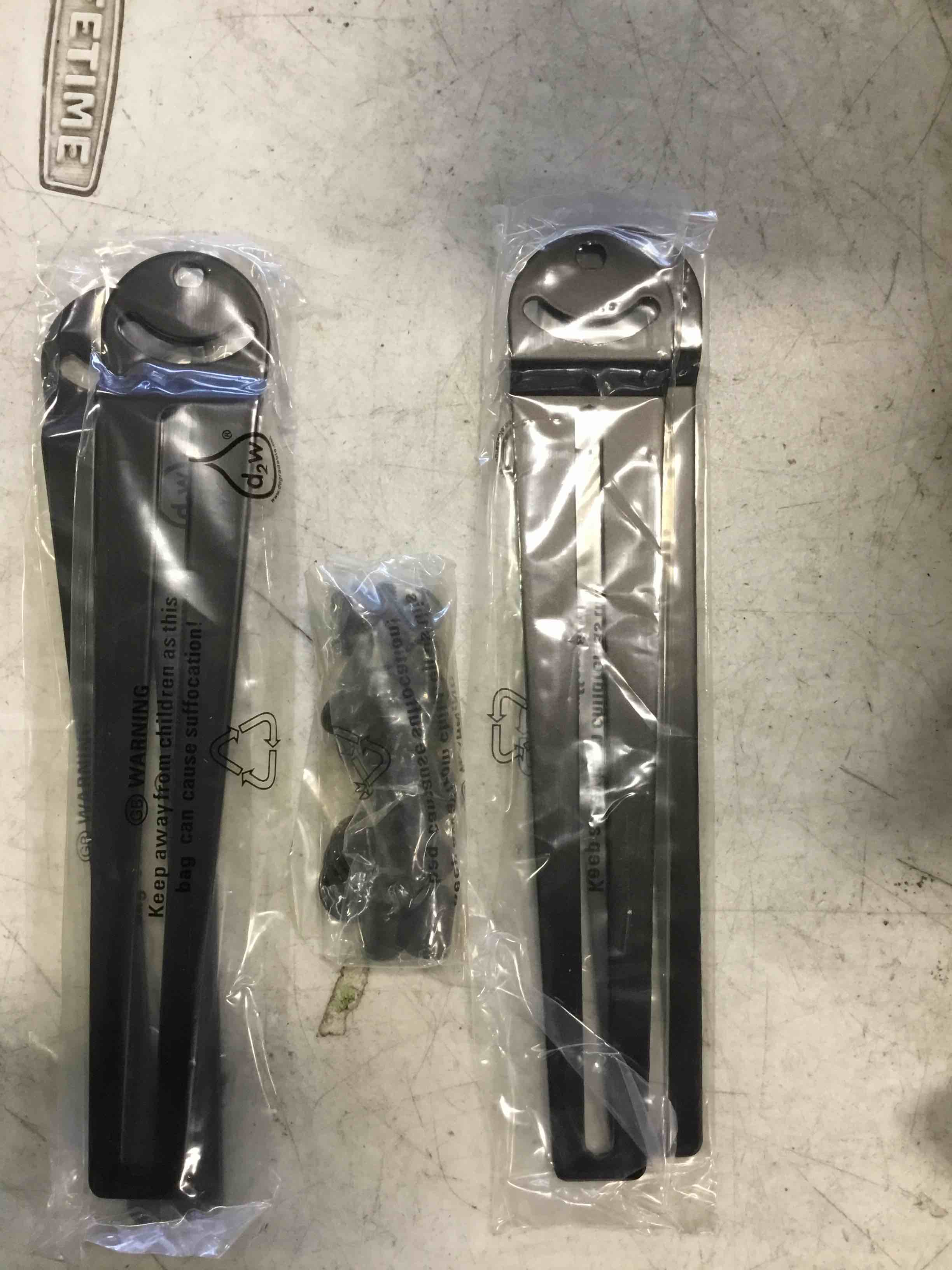 case pack of 40 mini Bayonet arm 