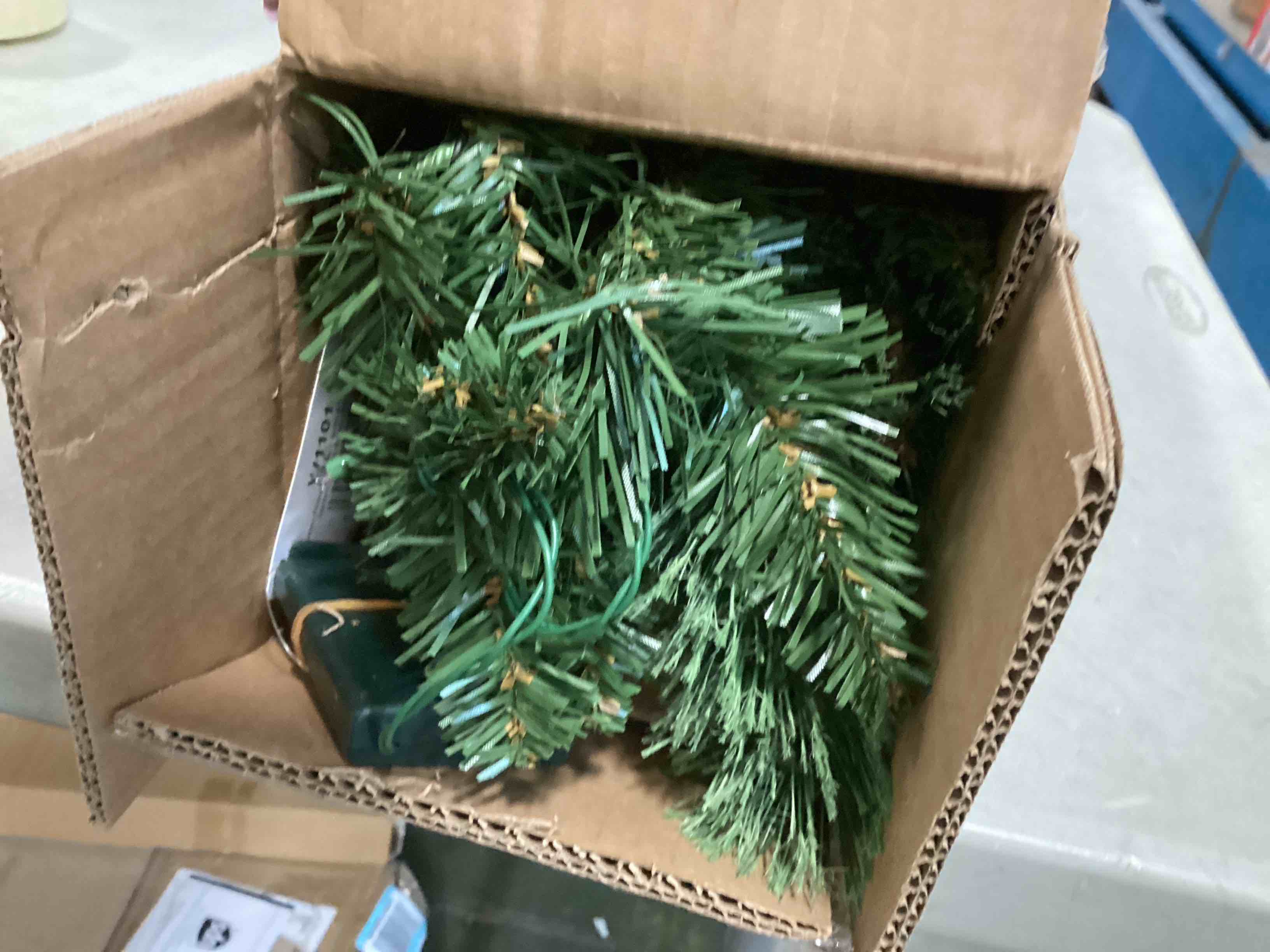 https://s3.amazonaws.com/lotting-images-prod/bidfta/GRN5768408_1704284817116.jpeg