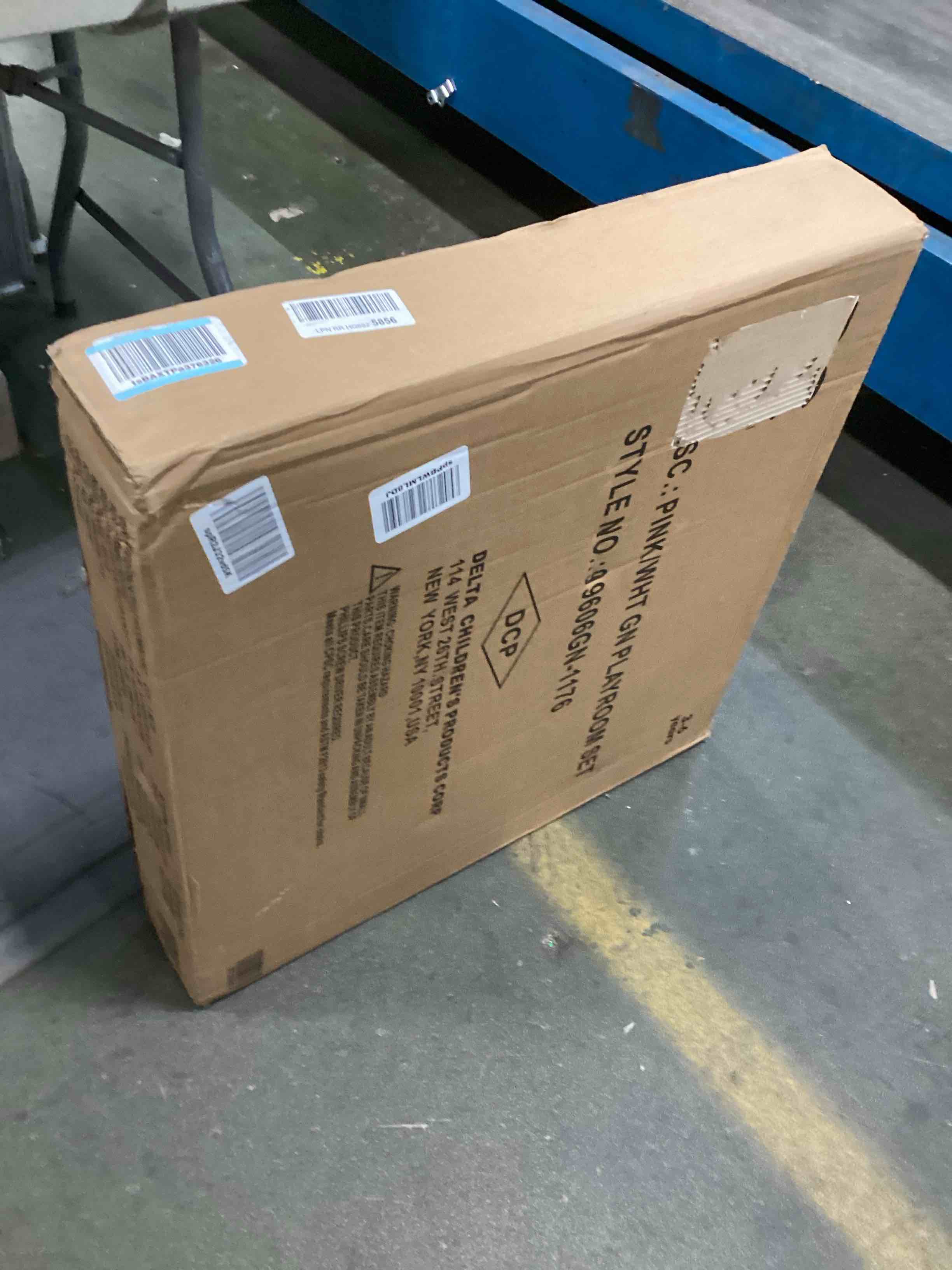 https://s3.amazonaws.com/lotting-images-prod/bidfta/GRN5768470_1704290801995.jpeg