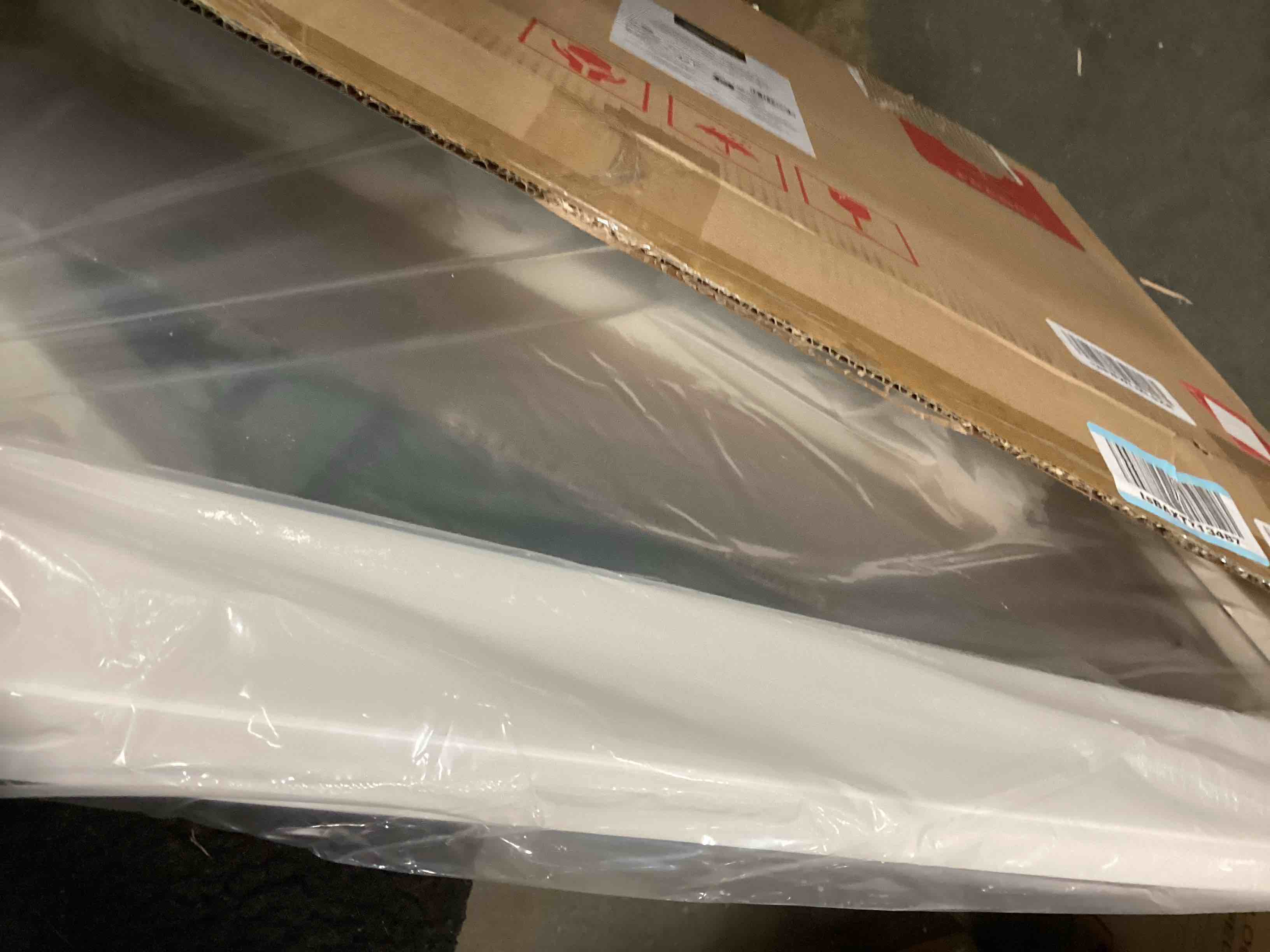 https://s3.amazonaws.com/lotting-images-prod/bidfta/GRN5768524_1704295962701.jpeg
