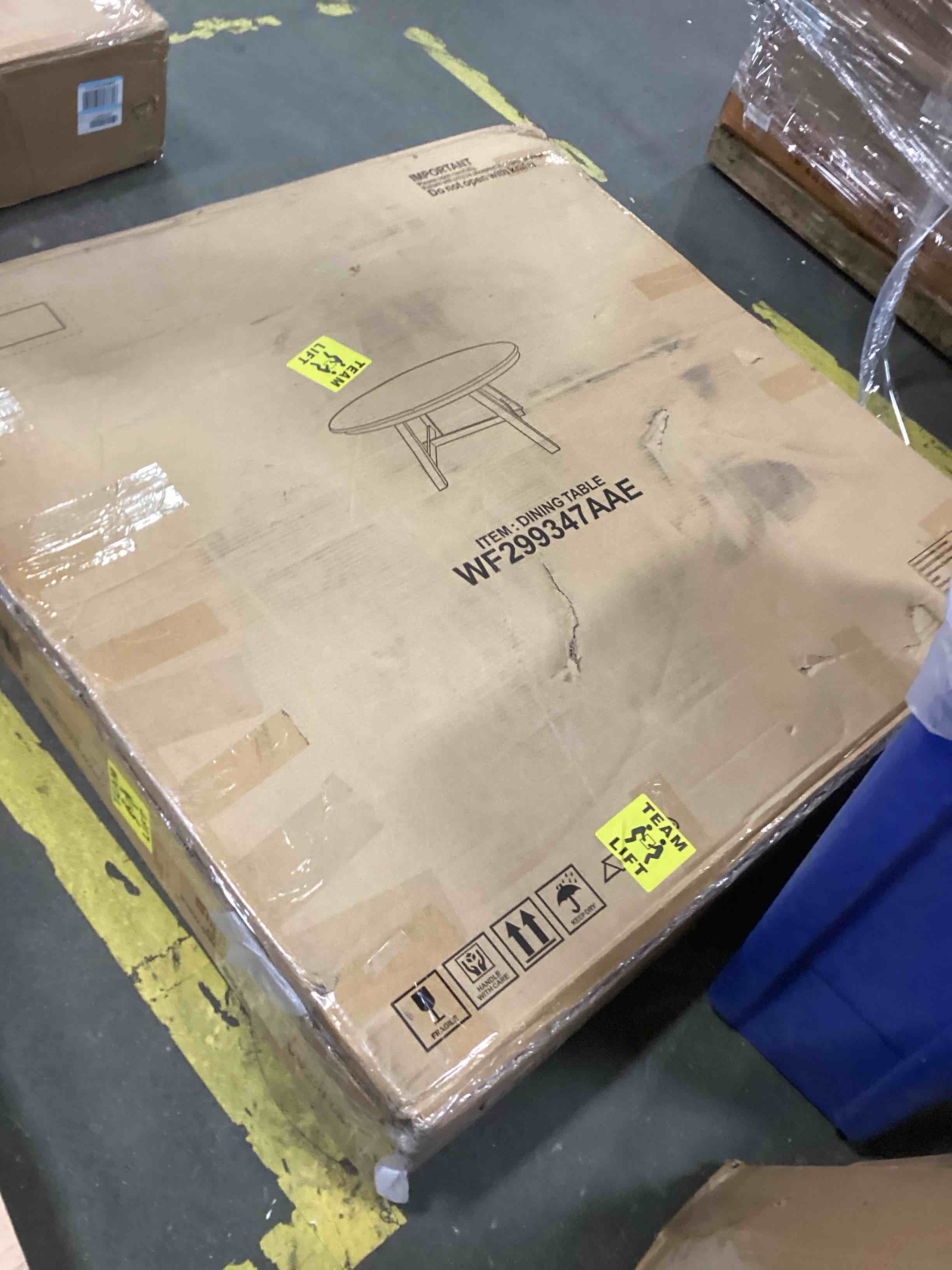 https://s3.amazonaws.com/lotting-images-prod/bidfta/GRN5769054_1704456848079.jpeg