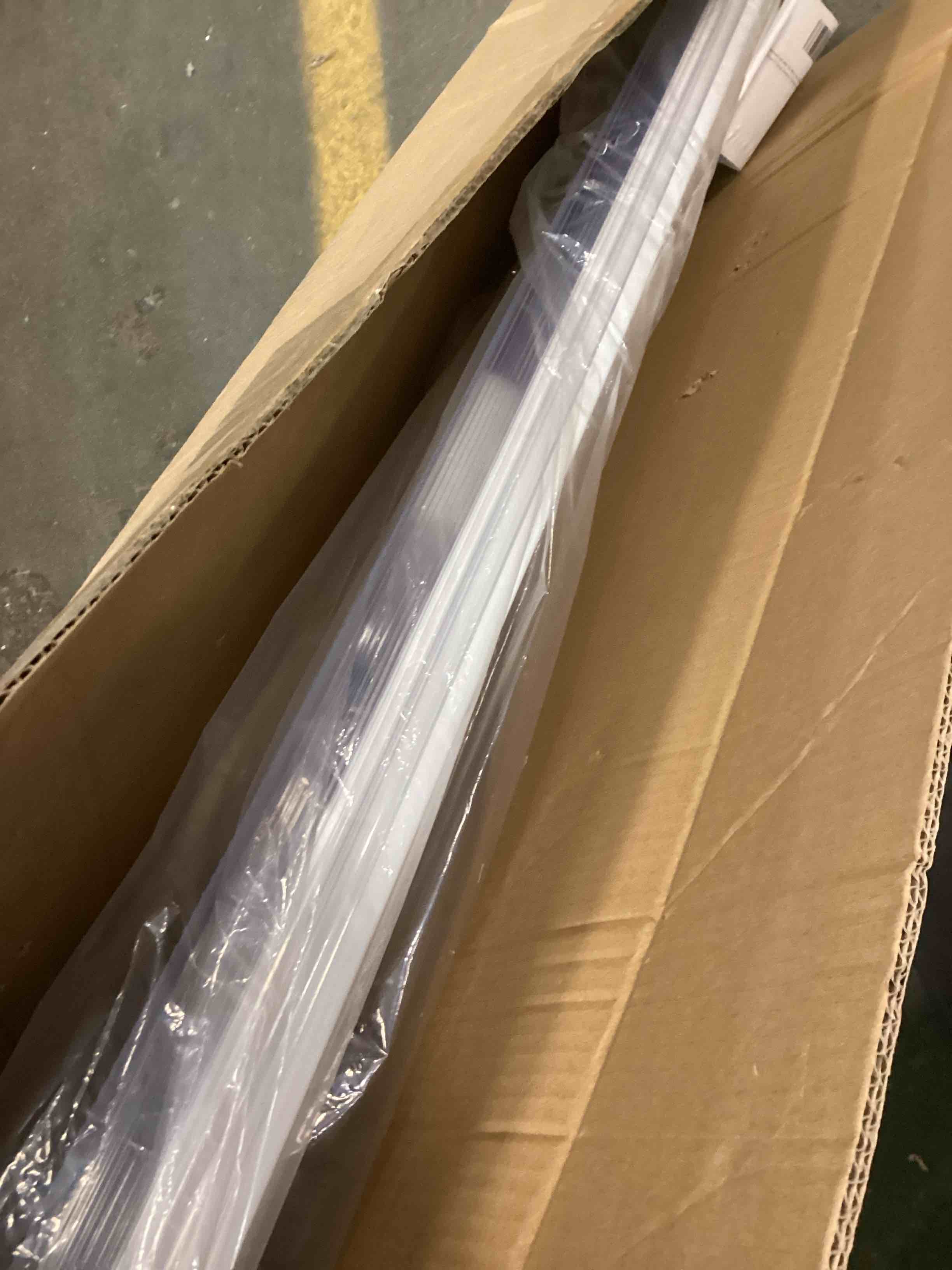 https://s3.amazonaws.com/lotting-images-prod/bidfta/GRN5769264_1704475013507.jpeg