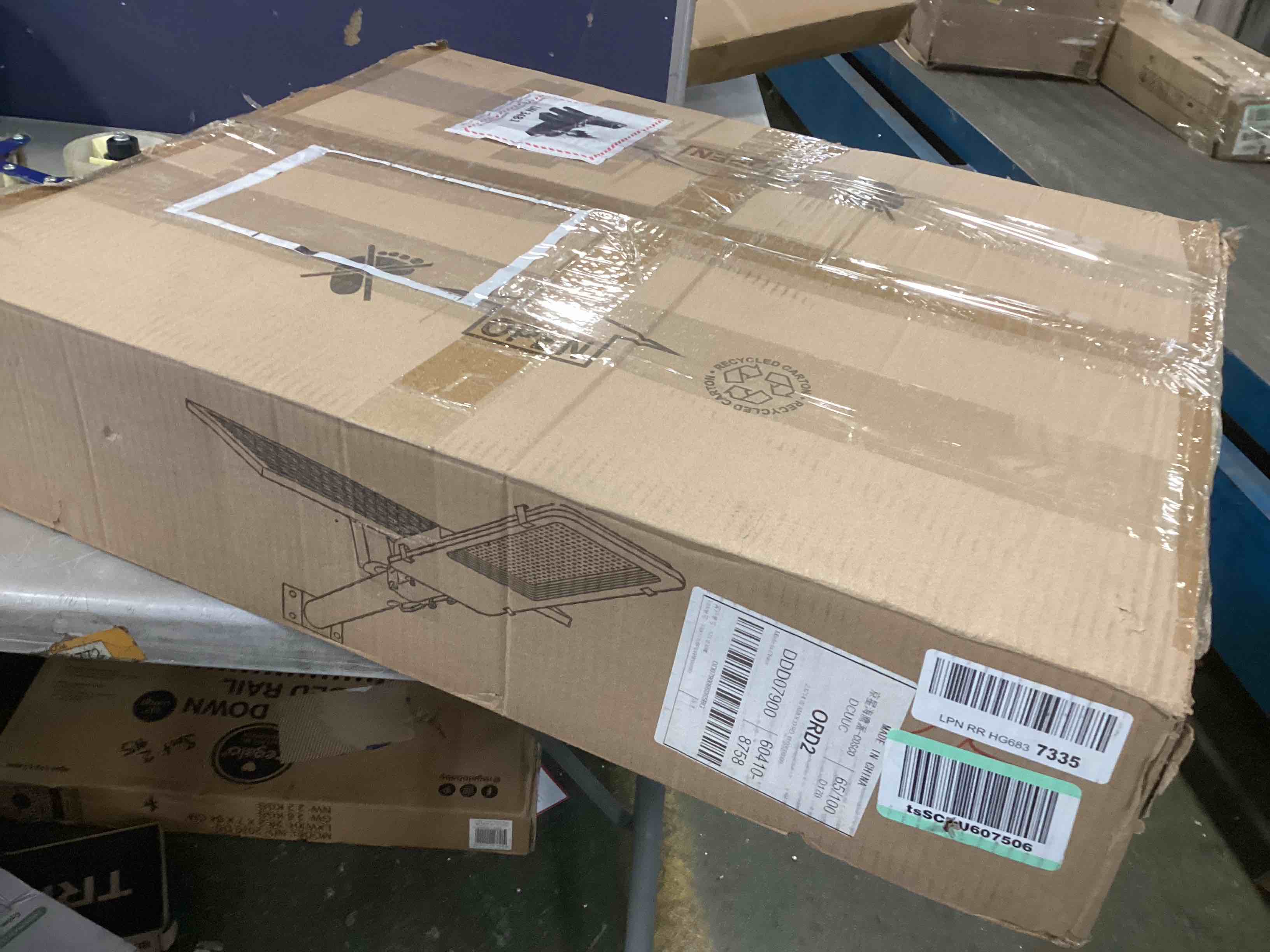 https://s3.amazonaws.com/lotting-images-prod/bidfta/GRN5769275_1704475861659.jpeg