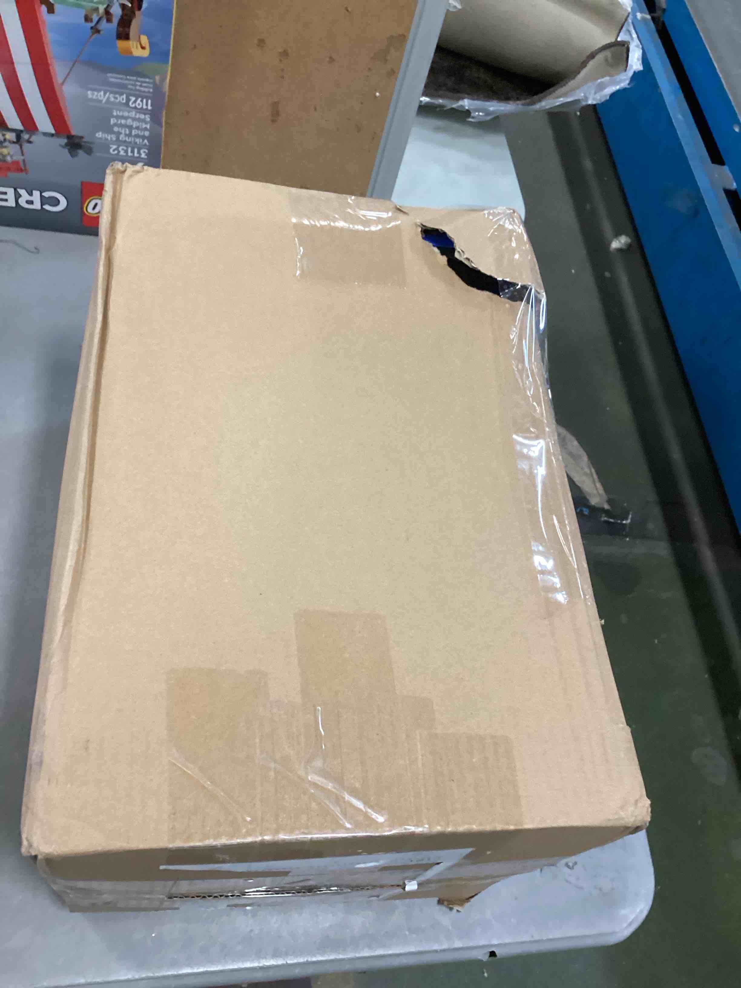 https://s3.amazonaws.com/lotting-images-prod/bidfta/GRN5770053_1703955090779.jpeg