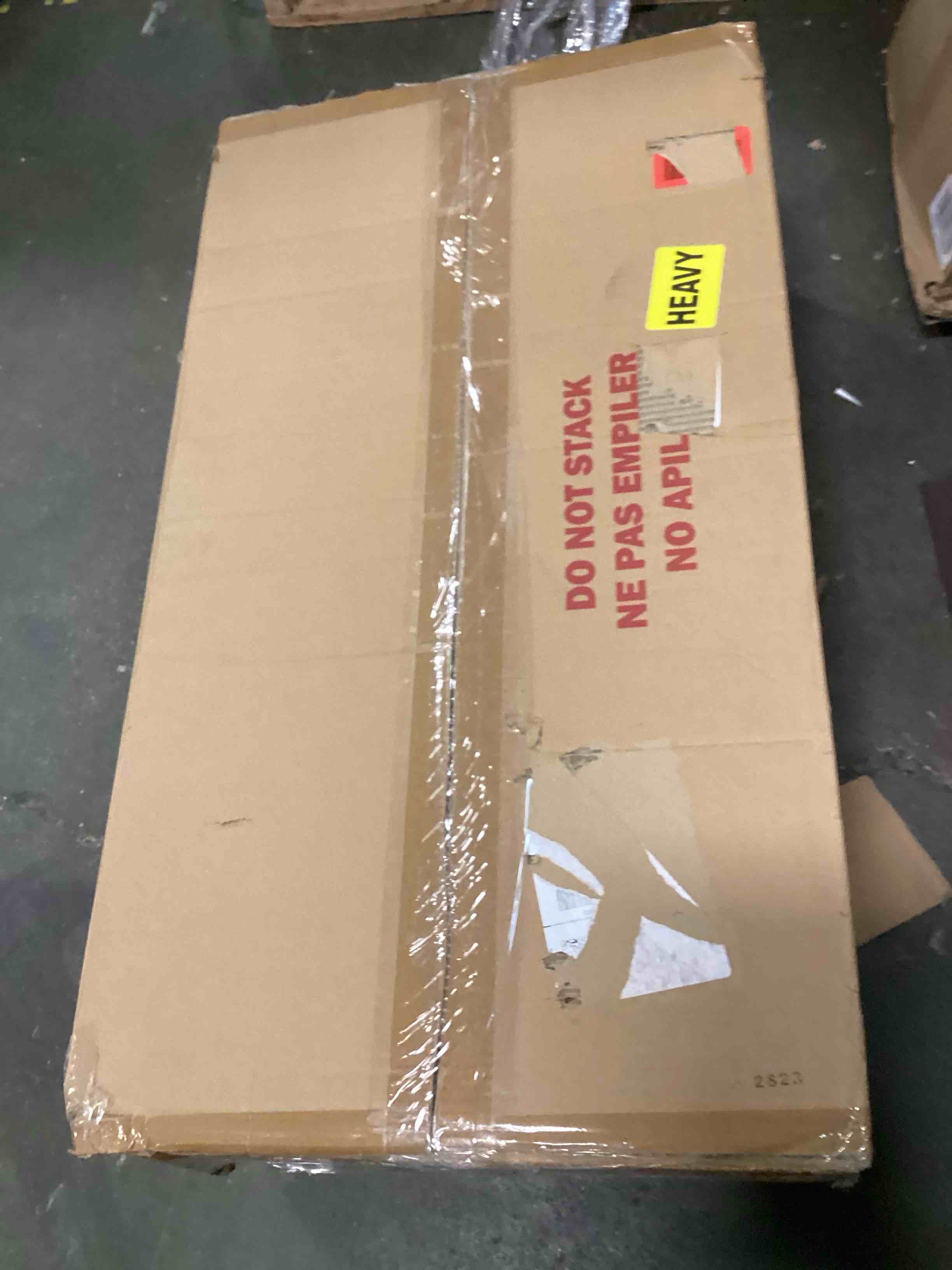 https://s3.amazonaws.com/lotting-images-prod/bidfta/GRN5770083_1703961284136.jpeg