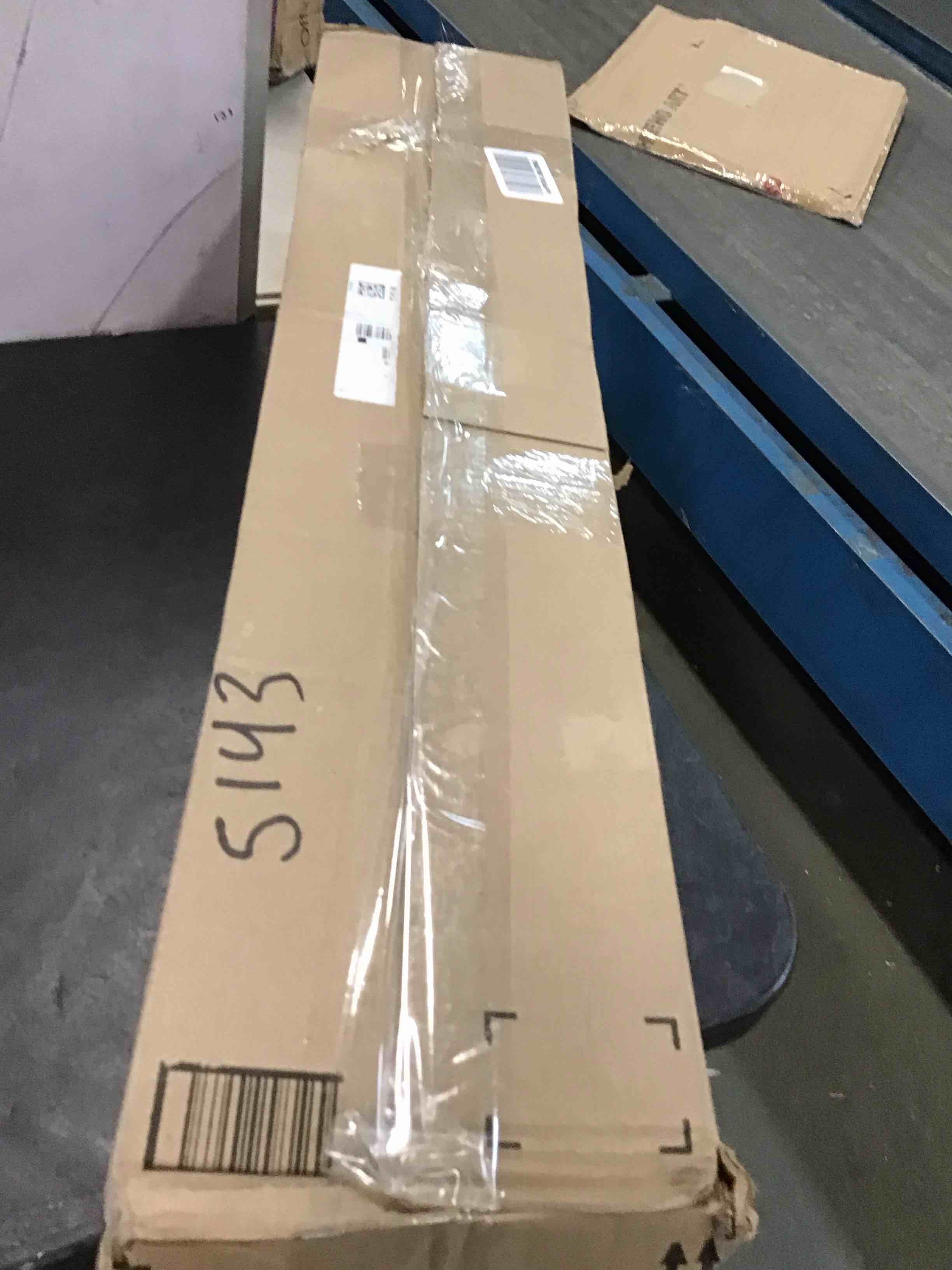 https://s3.amazonaws.com/lotting-images-prod/bidfta/GRN5770460_1704293420022.jpeg