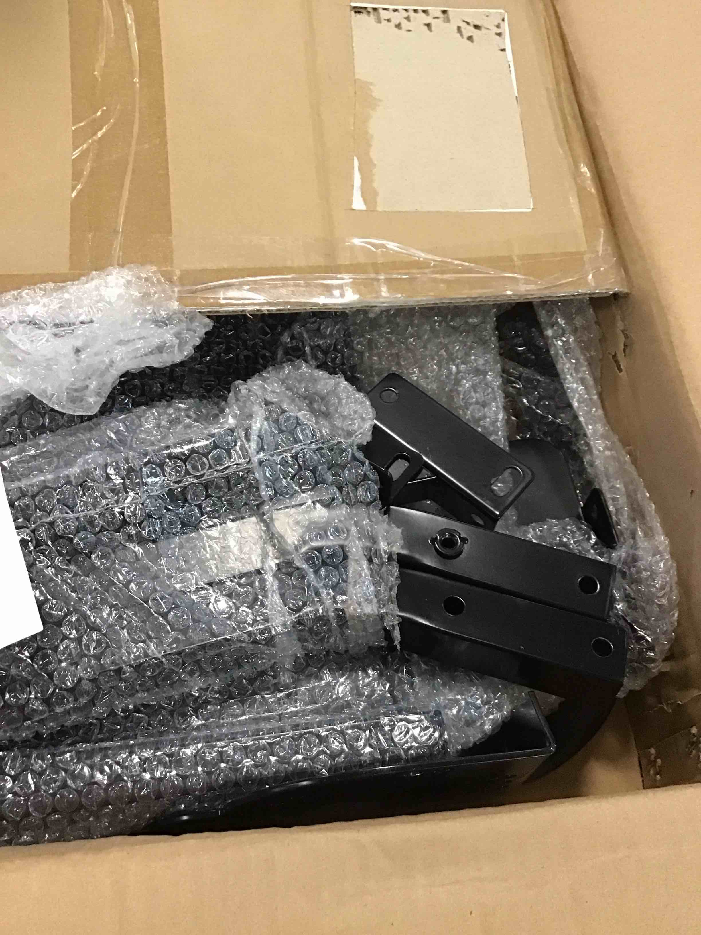 https://s3.amazonaws.com/lotting-images-prod/bidfta/GRN5770485_1704296869293.jpeg