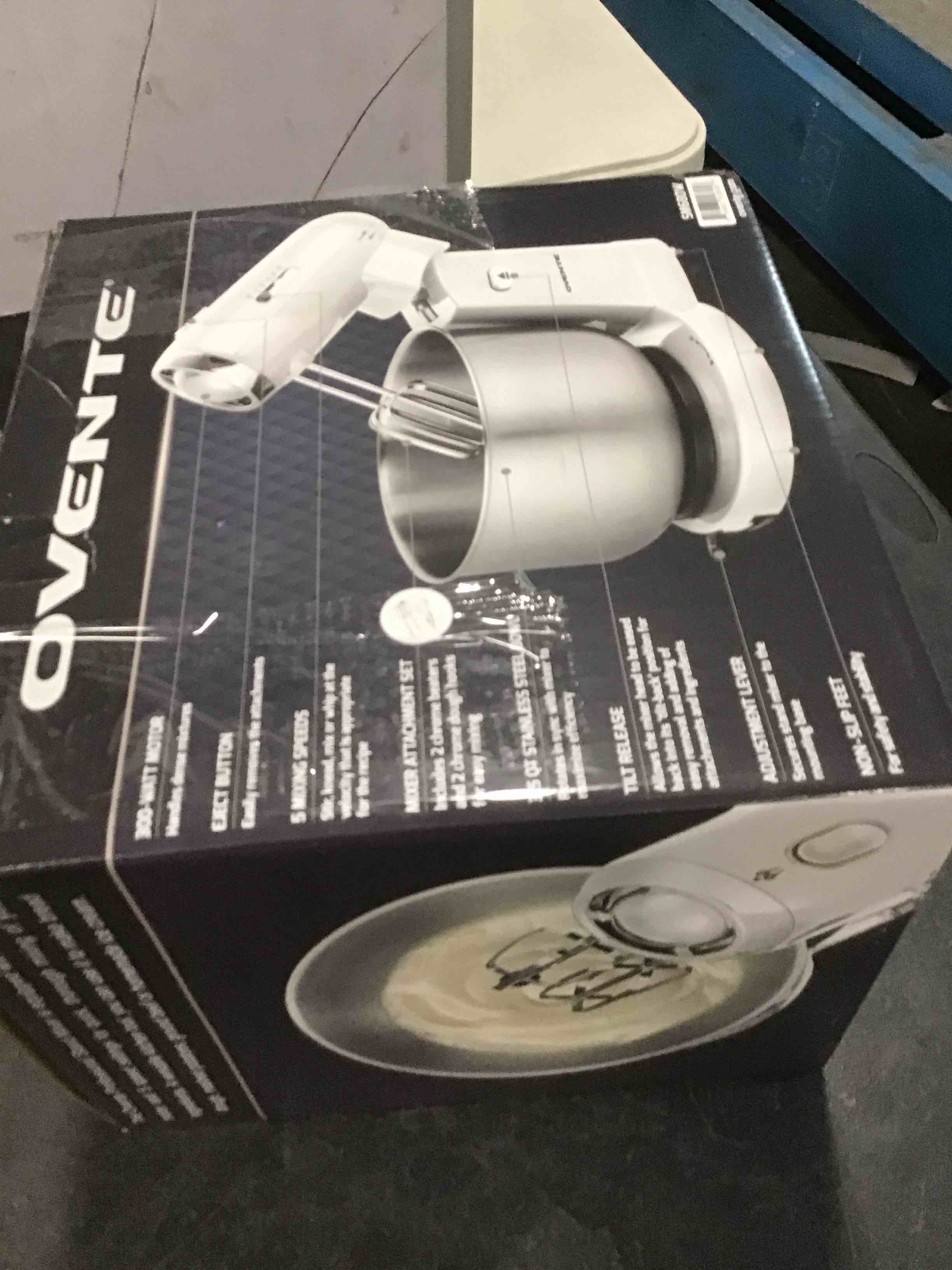 https://s3.amazonaws.com/lotting-images-prod/bidfta/GRN5770598_1704314339739.jpeg