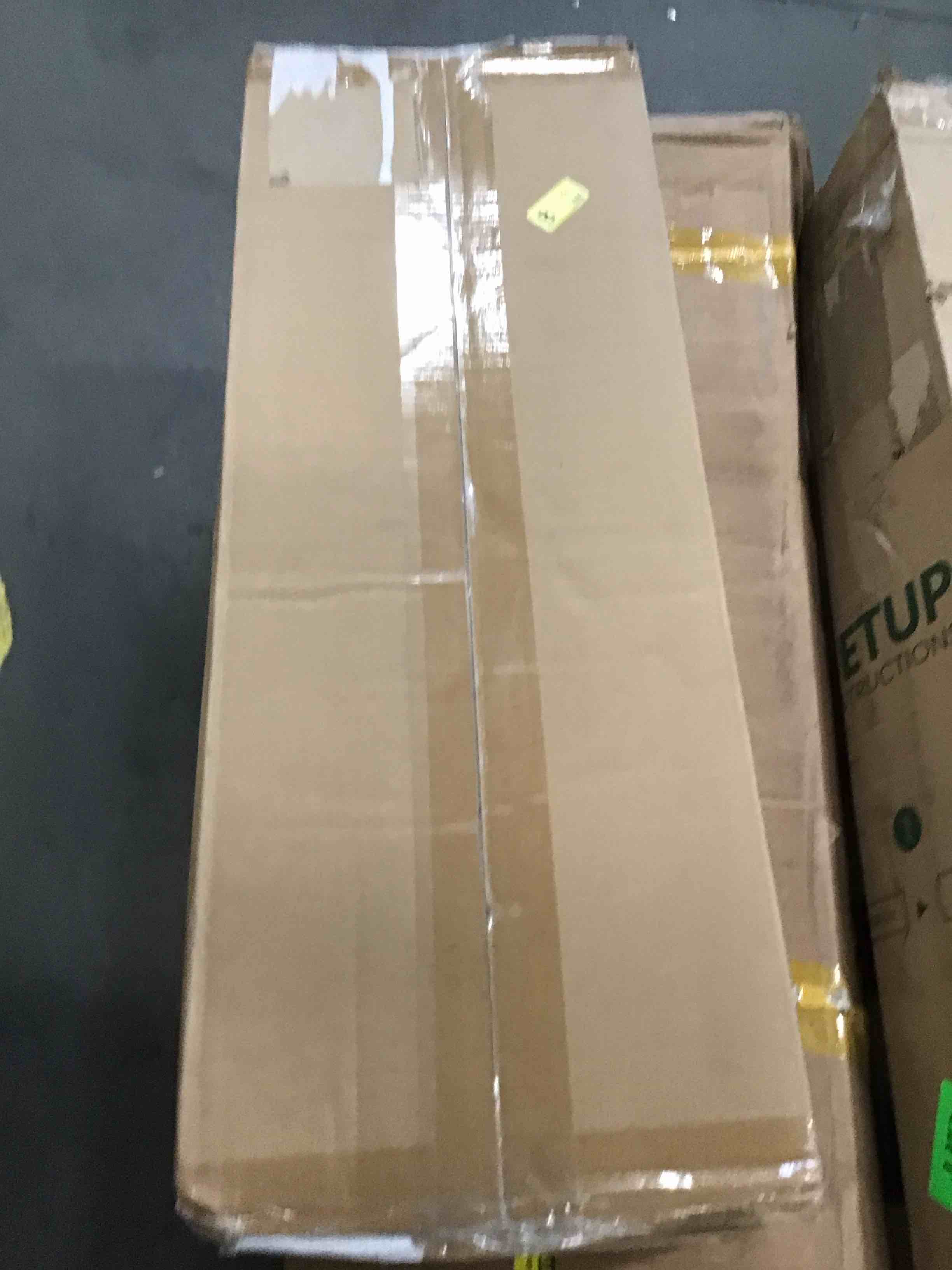 https://s3.amazonaws.com/lotting-images-prod/bidfta/GRN5770930_1704471204265.jpeg