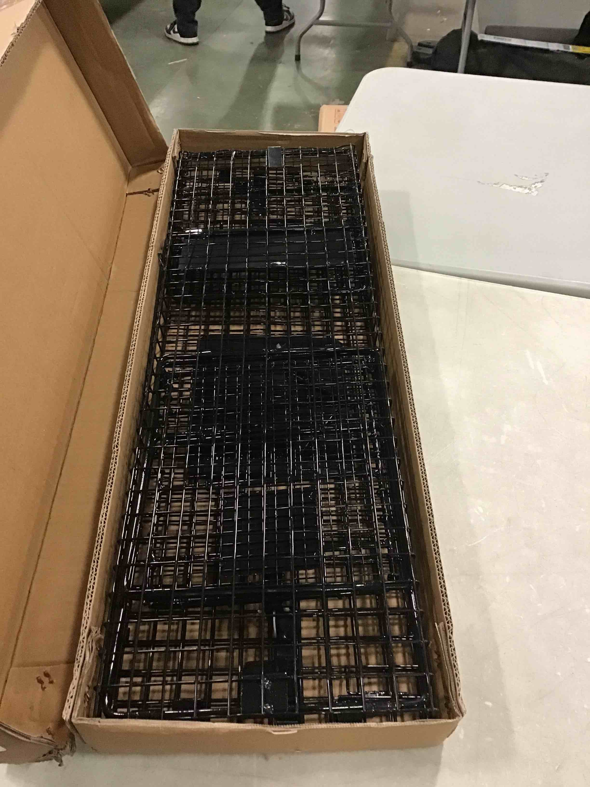 https://s3.amazonaws.com/lotting-images-prod/bidfta/GRN5770985_1703944133424.jpeg