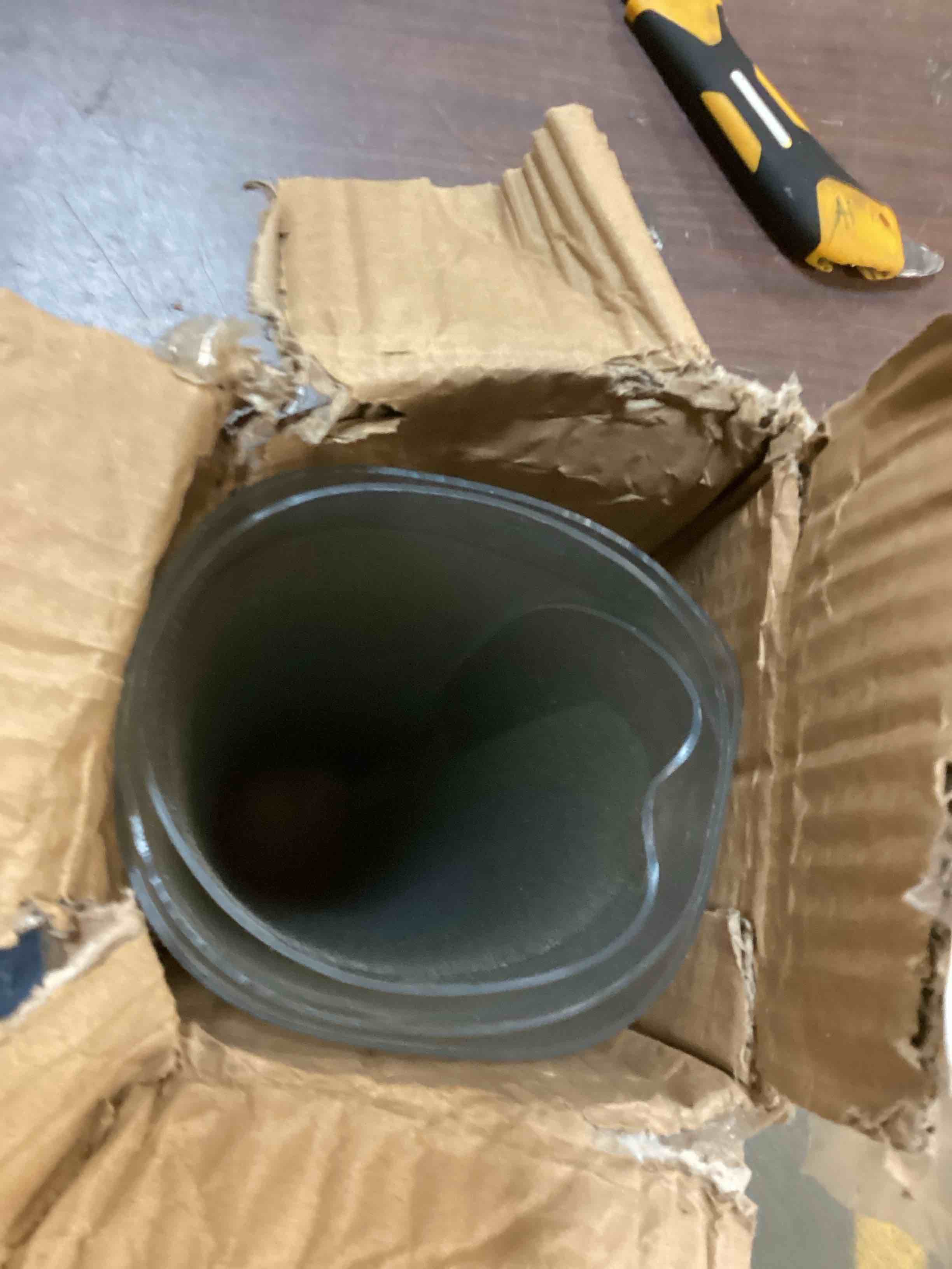 https://s3.amazonaws.com/lotting-images-prod/bidfta/GRN5771568_1704813680720.jpeg