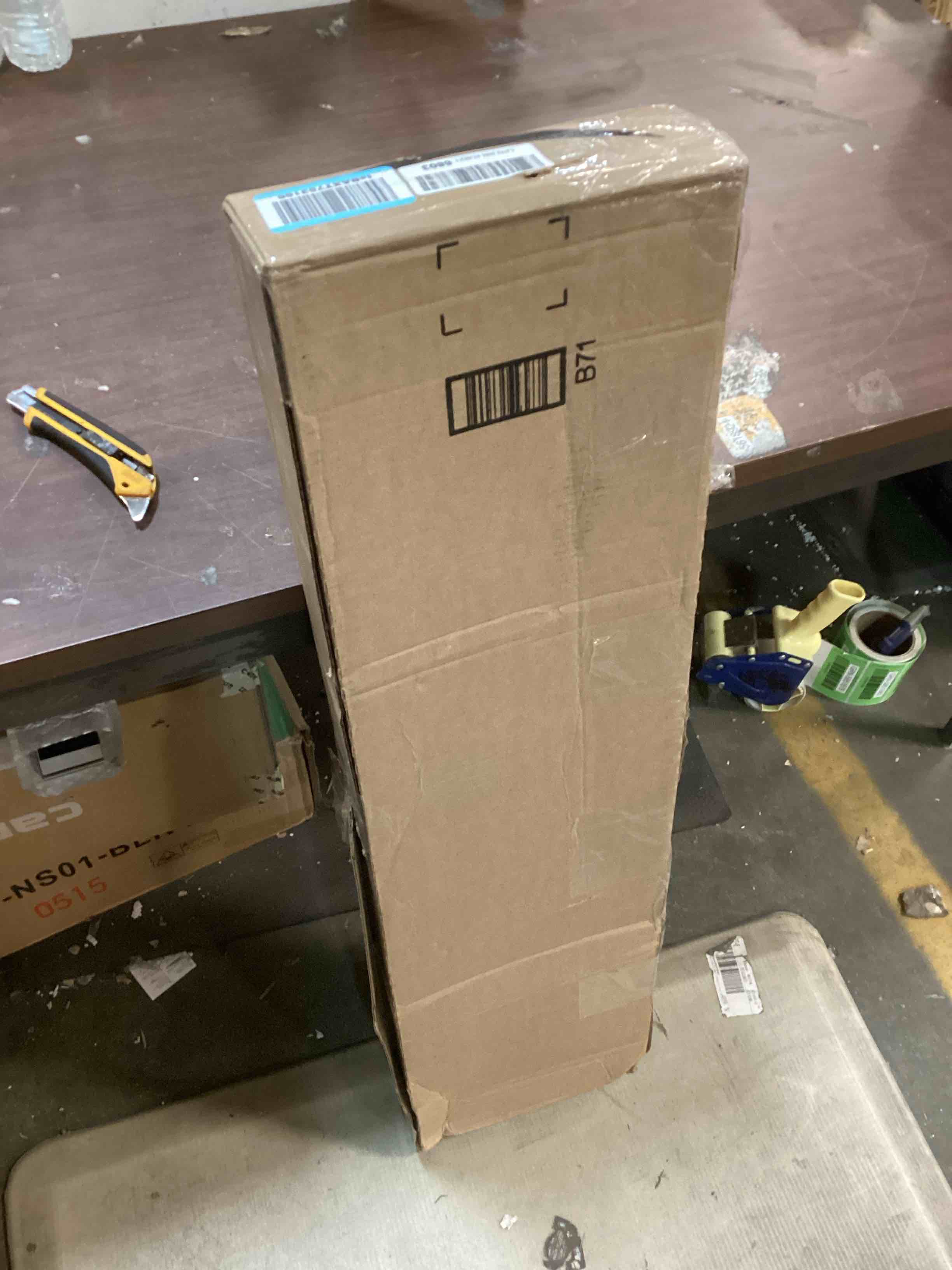 https://s3.amazonaws.com/lotting-images-prod/bidfta/GRN5771577_1704814623609.jpeg