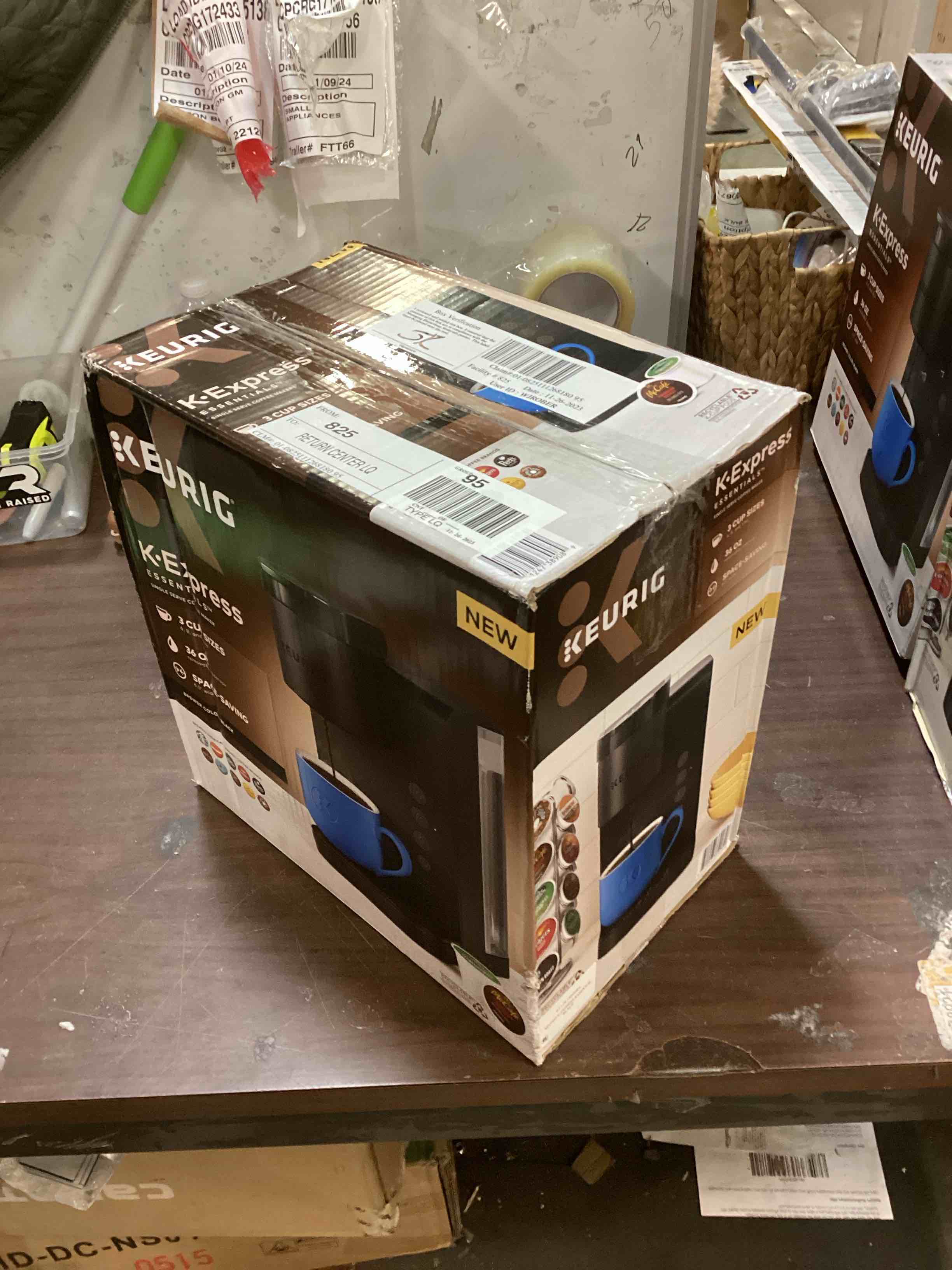https://s3.amazonaws.com/lotting-images-prod/bidfta/GRN5771940_1704920991013.jpeg