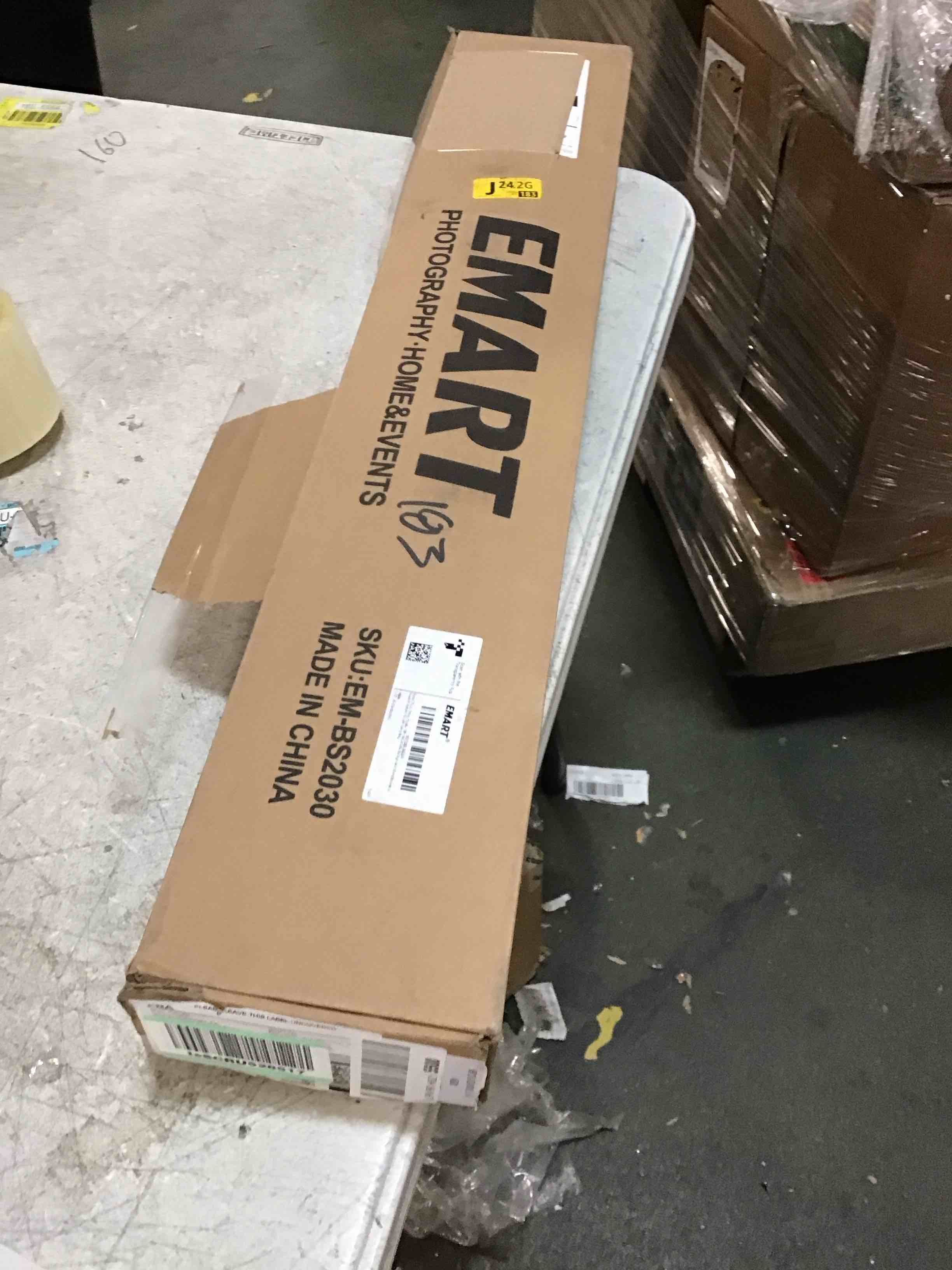 https://s3.amazonaws.com/lotting-images-prod/bidfta/GRN5772202_1705001140162.jpeg