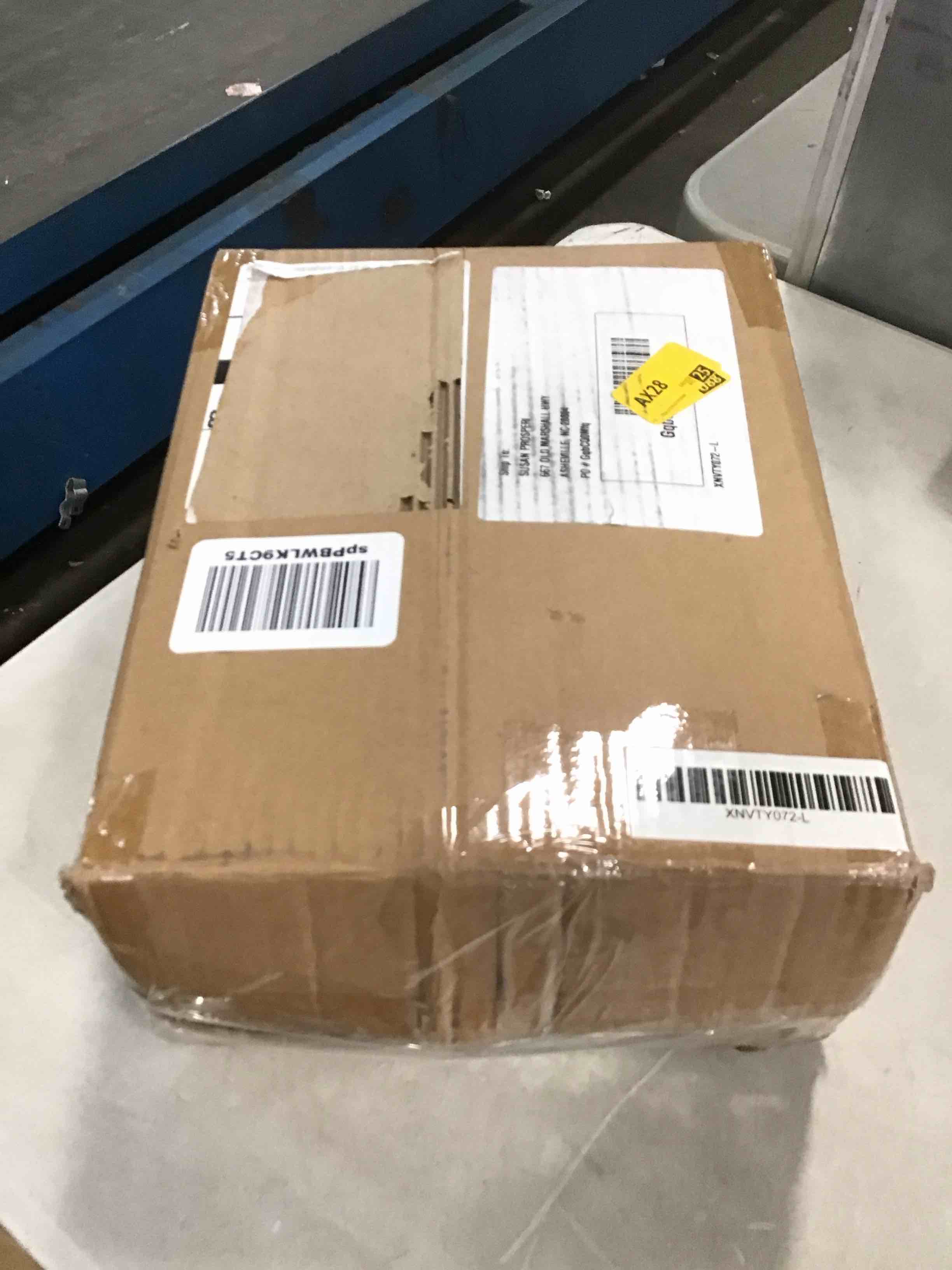 https://s3.amazonaws.com/lotting-images-prod/bidfta/GRN5773901_1704739768152.jpeg