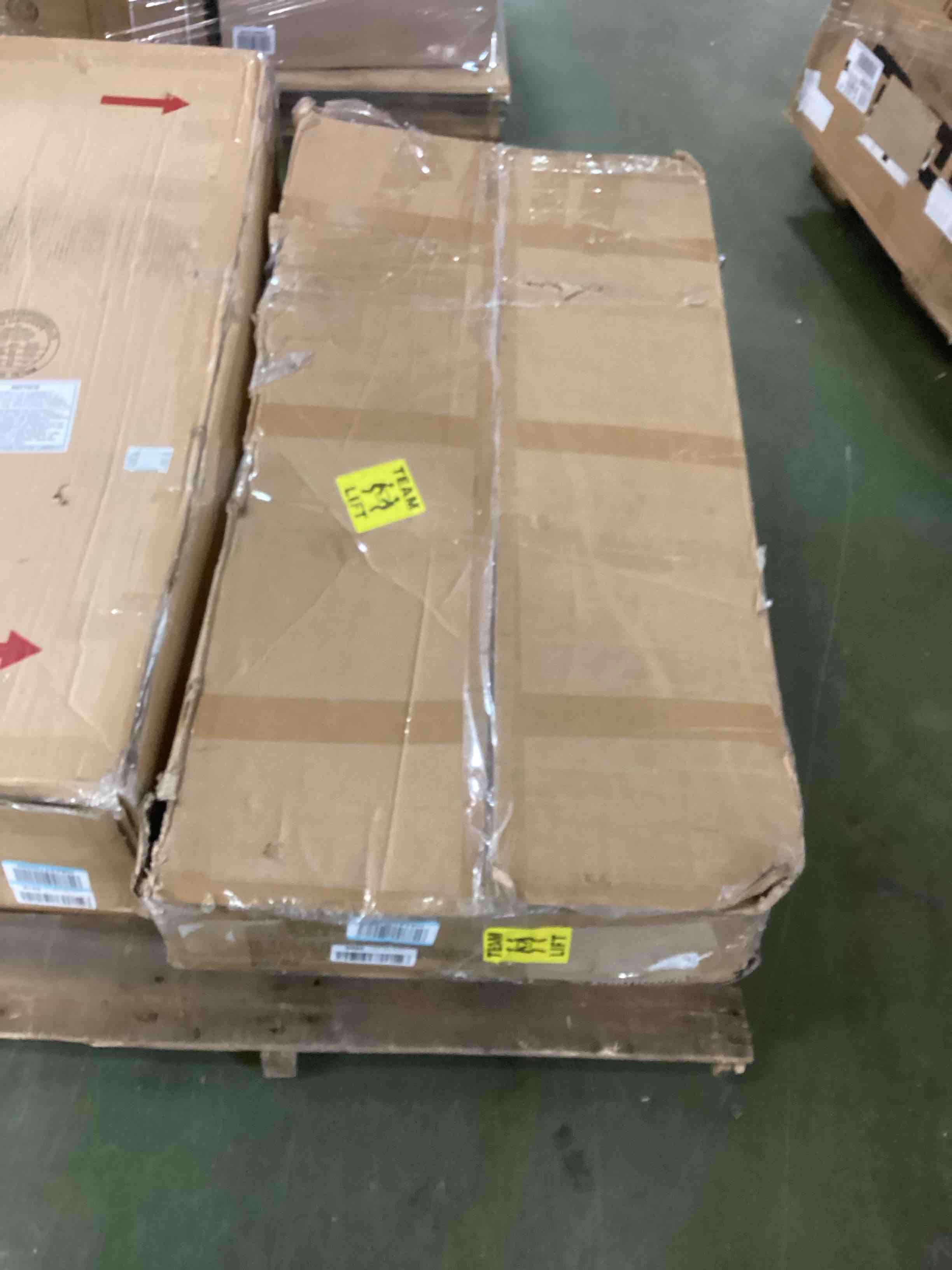 https://s3.amazonaws.com/lotting-images-prod/bidfta/GRN5774045_1704285162854.jpeg