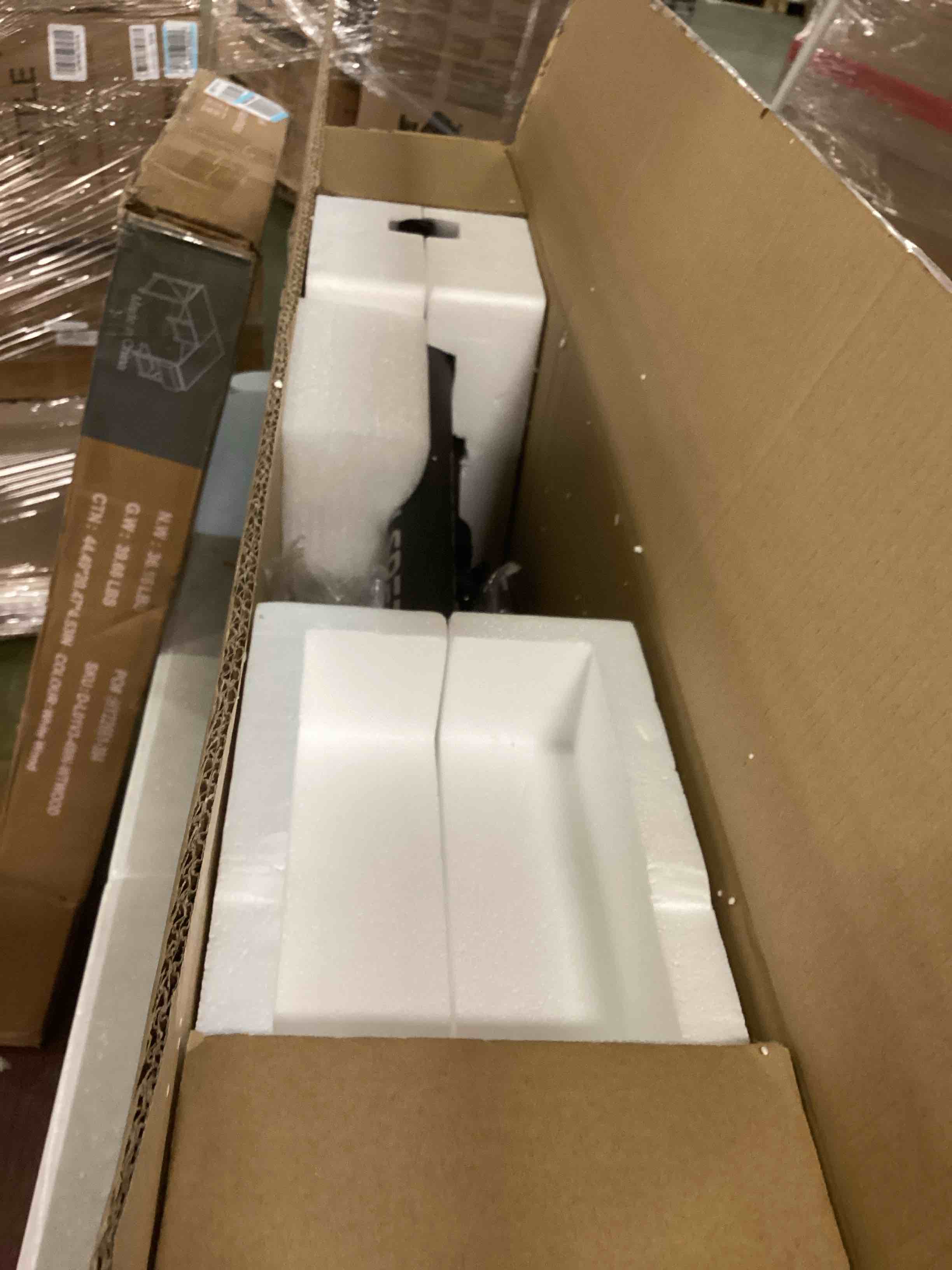 https://s3.amazonaws.com/lotting-images-prod/bidfta/GRN5774047_1704285534922.jpeg