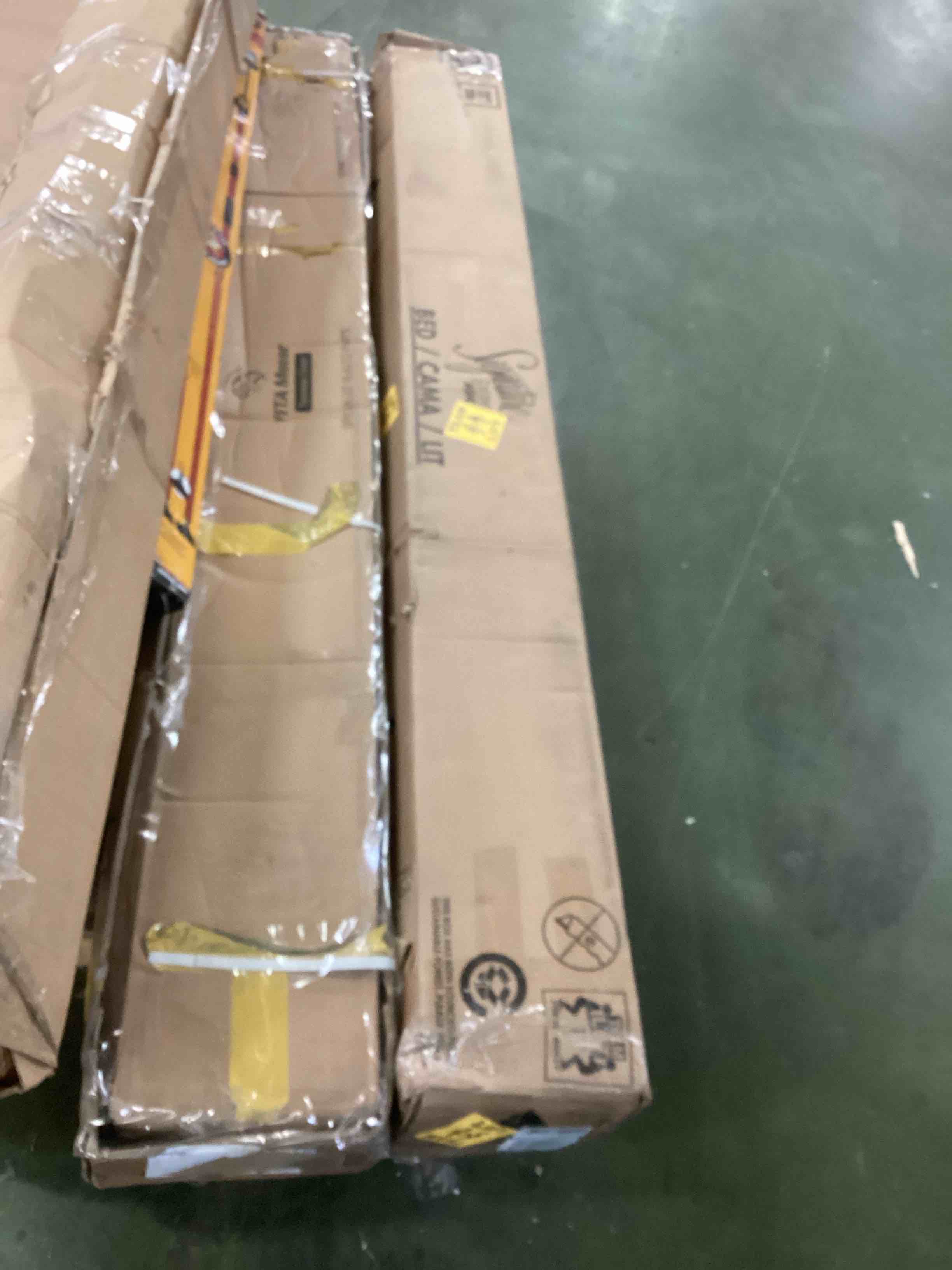 https://s3.amazonaws.com/lotting-images-prod/bidfta/GRN5774129_1704297678271.jpeg