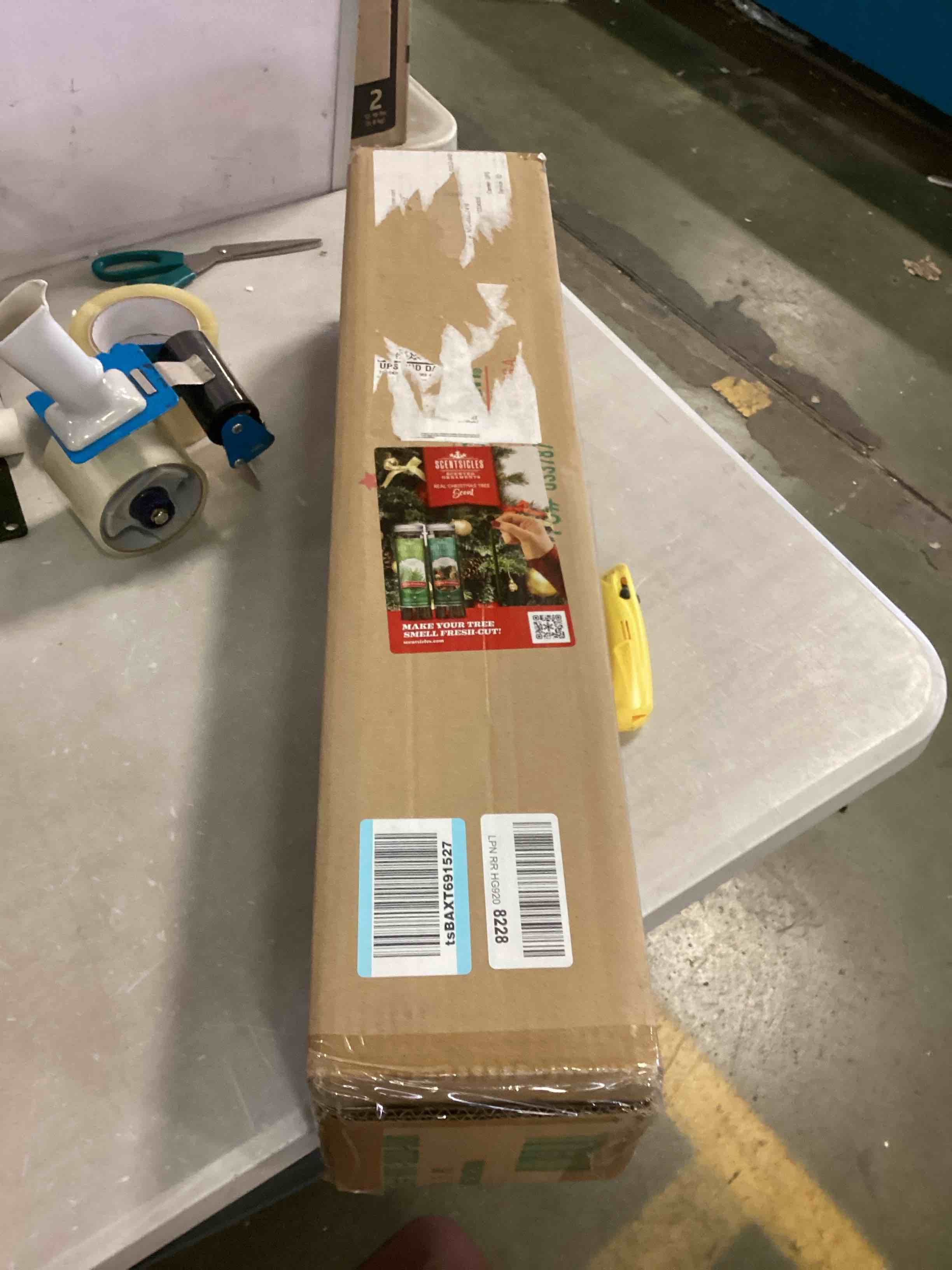 https://s3.amazonaws.com/lotting-images-prod/bidfta/GRN5774158_1704301432841.jpeg