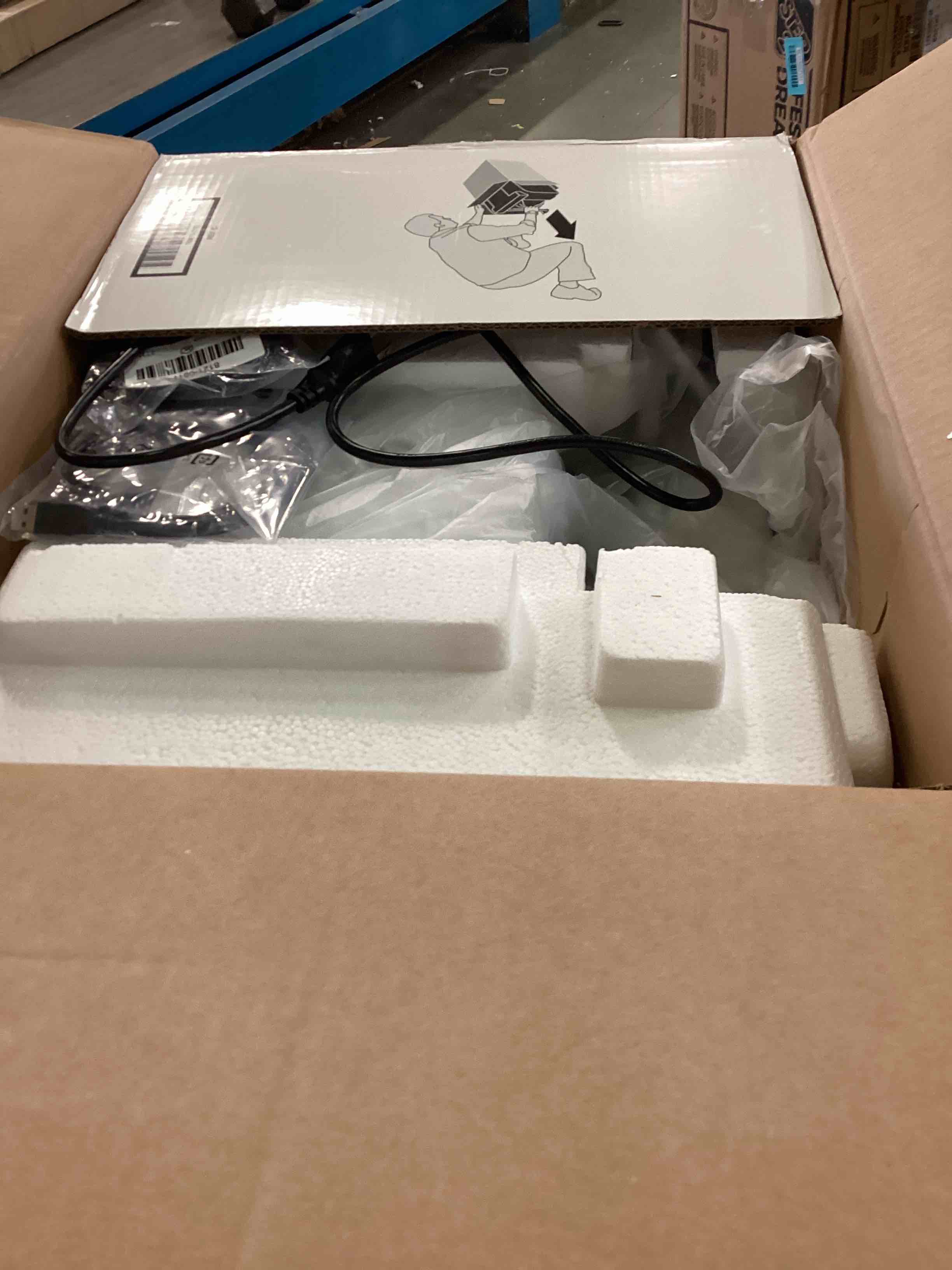https://s3.amazonaws.com/lotting-images-prod/bidfta/GRN5774435_1704396037873.jpeg