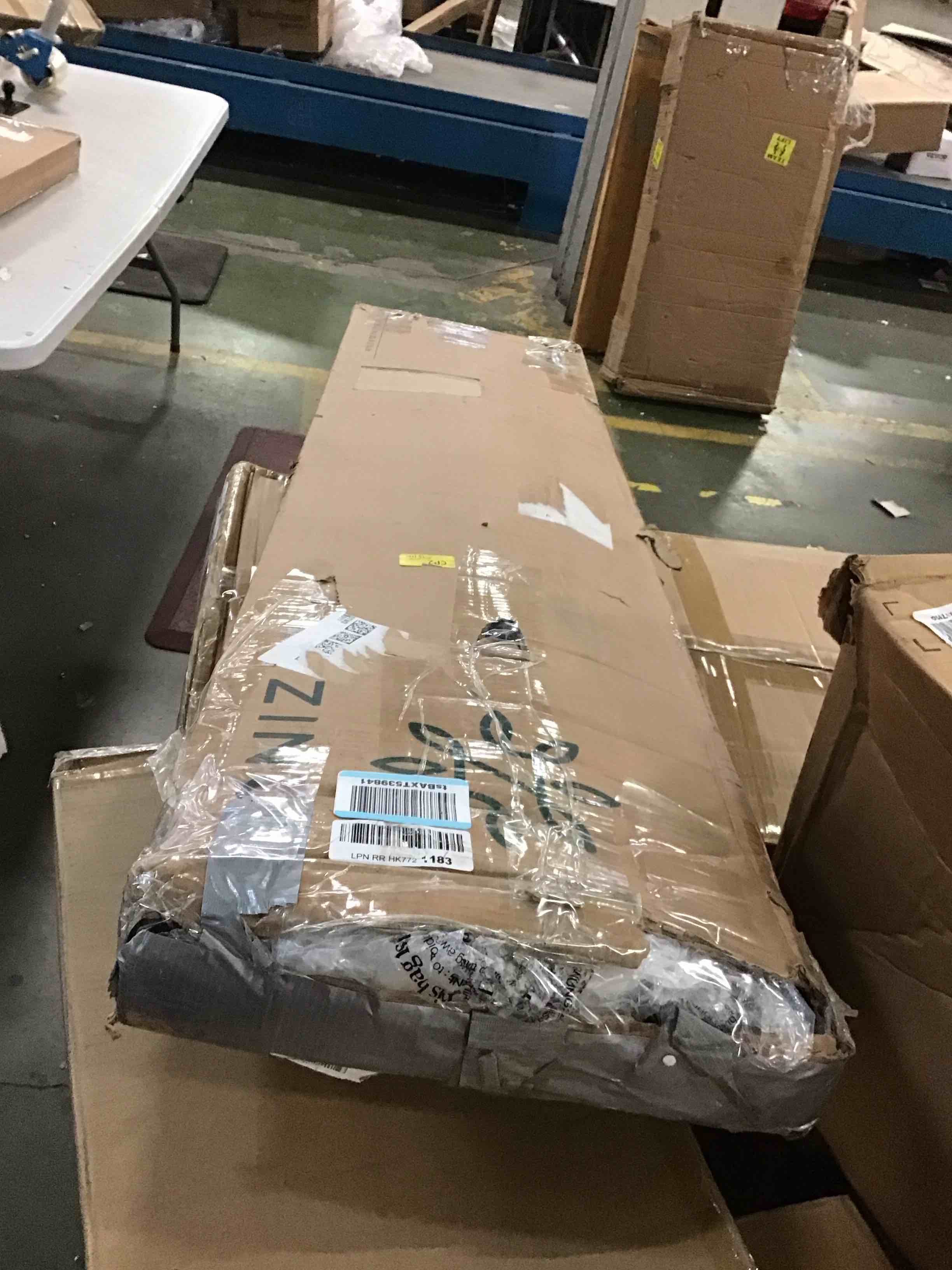 https://s3.amazonaws.com/lotting-images-prod/bidfta/GRN5774727_1704810604969.jpeg