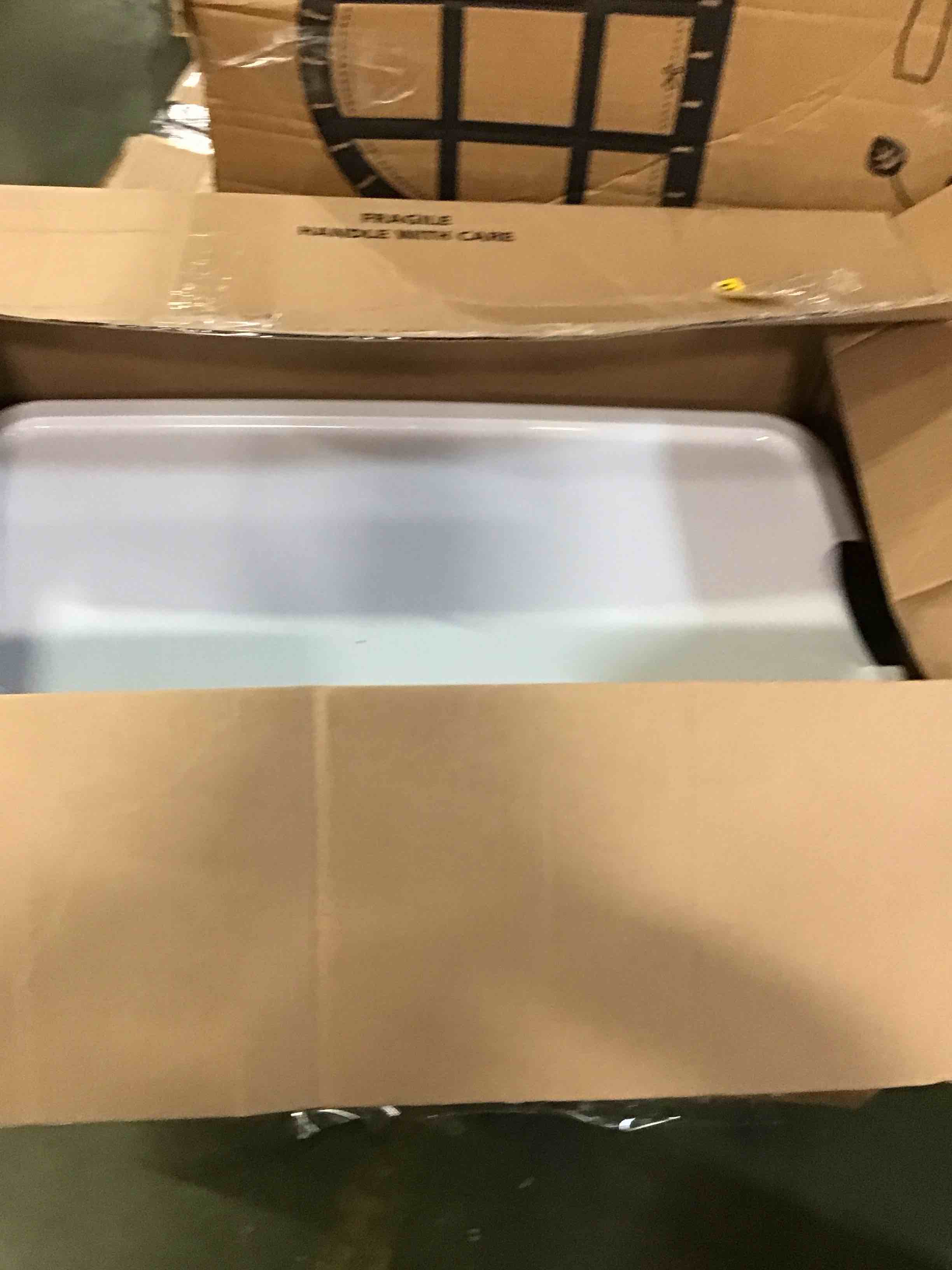 https://s3.amazonaws.com/lotting-images-prod/bidfta/GRN5774761_1704816340307.jpeg