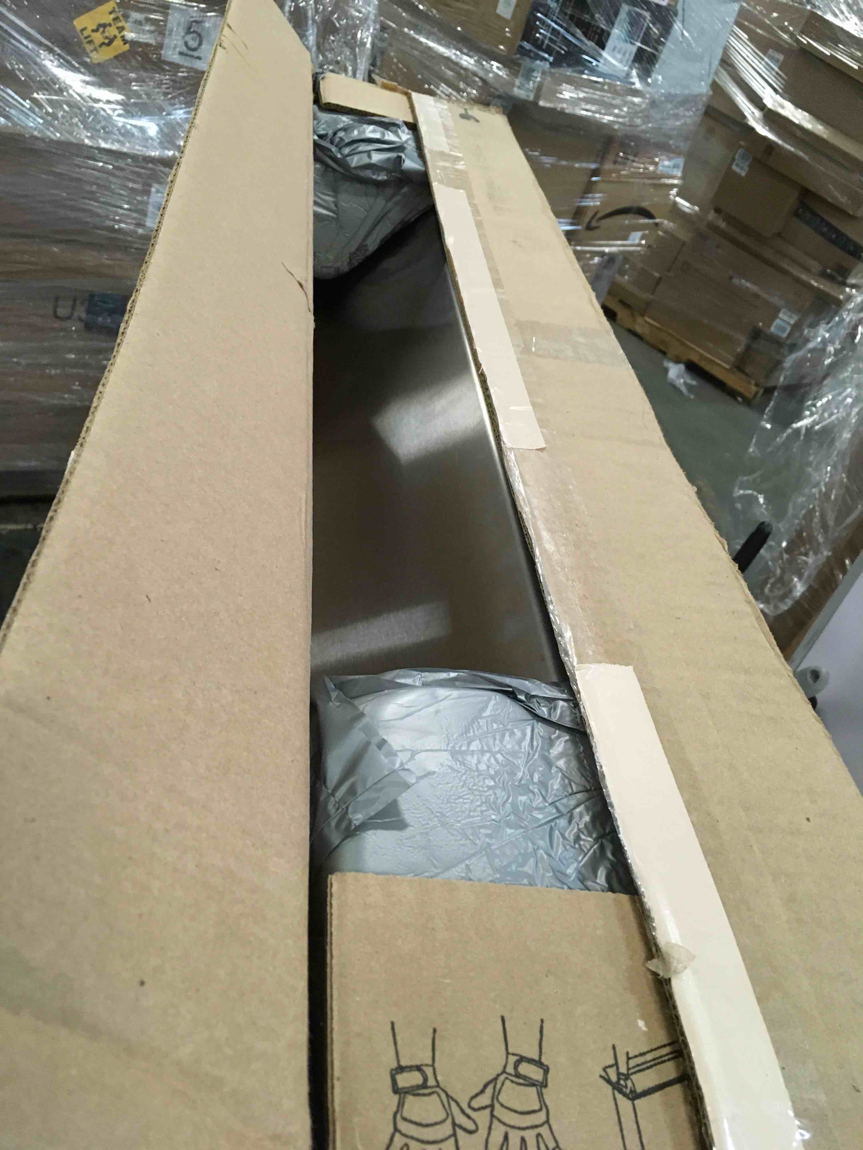 https://s3.amazonaws.com/lotting-images-prod/bidfta/GRN5774829_1704832305519.jpeg
