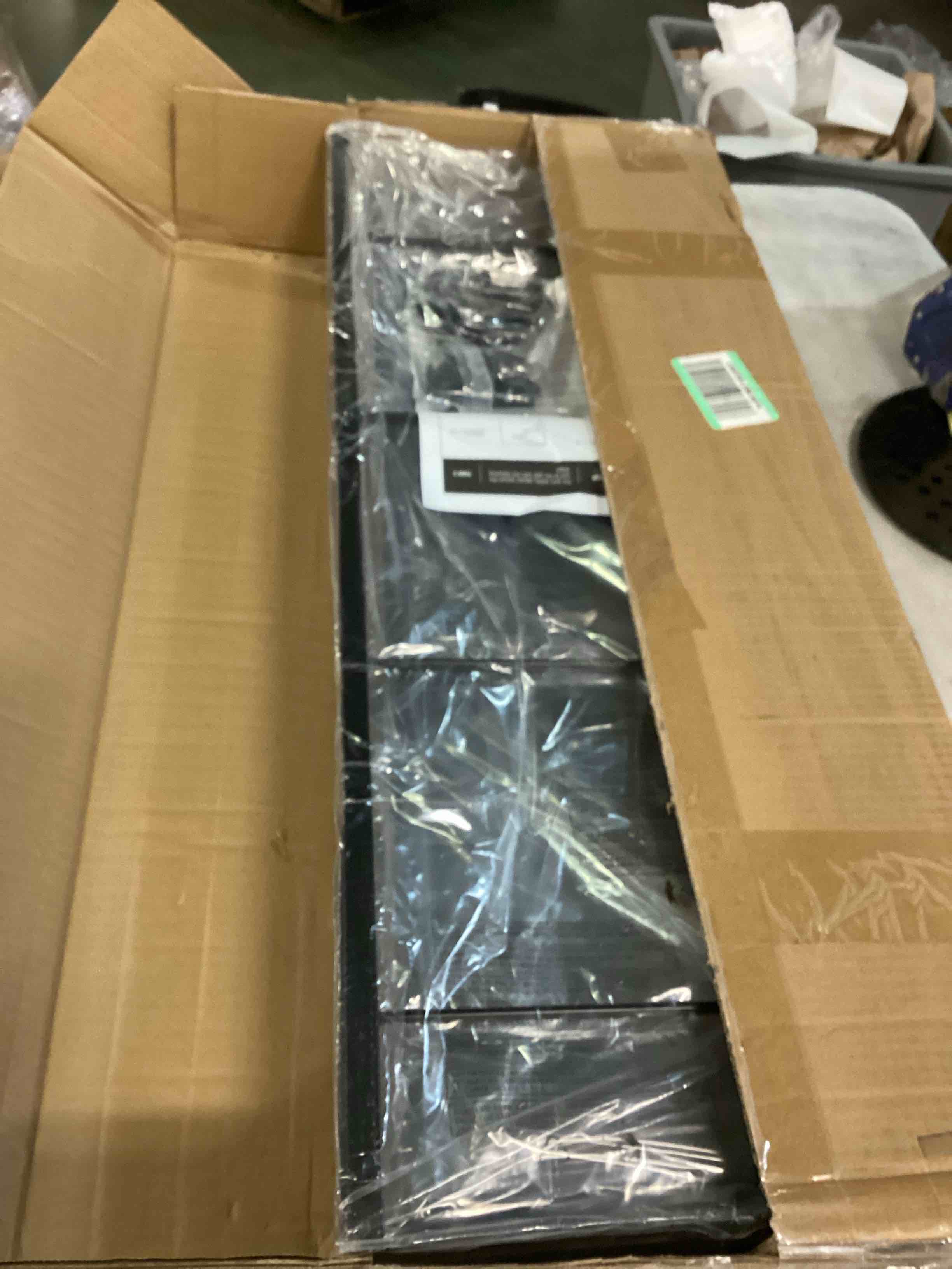 https://s3.amazonaws.com/lotting-images-prod/bidfta/GRN5775038_1705066470156.jpeg