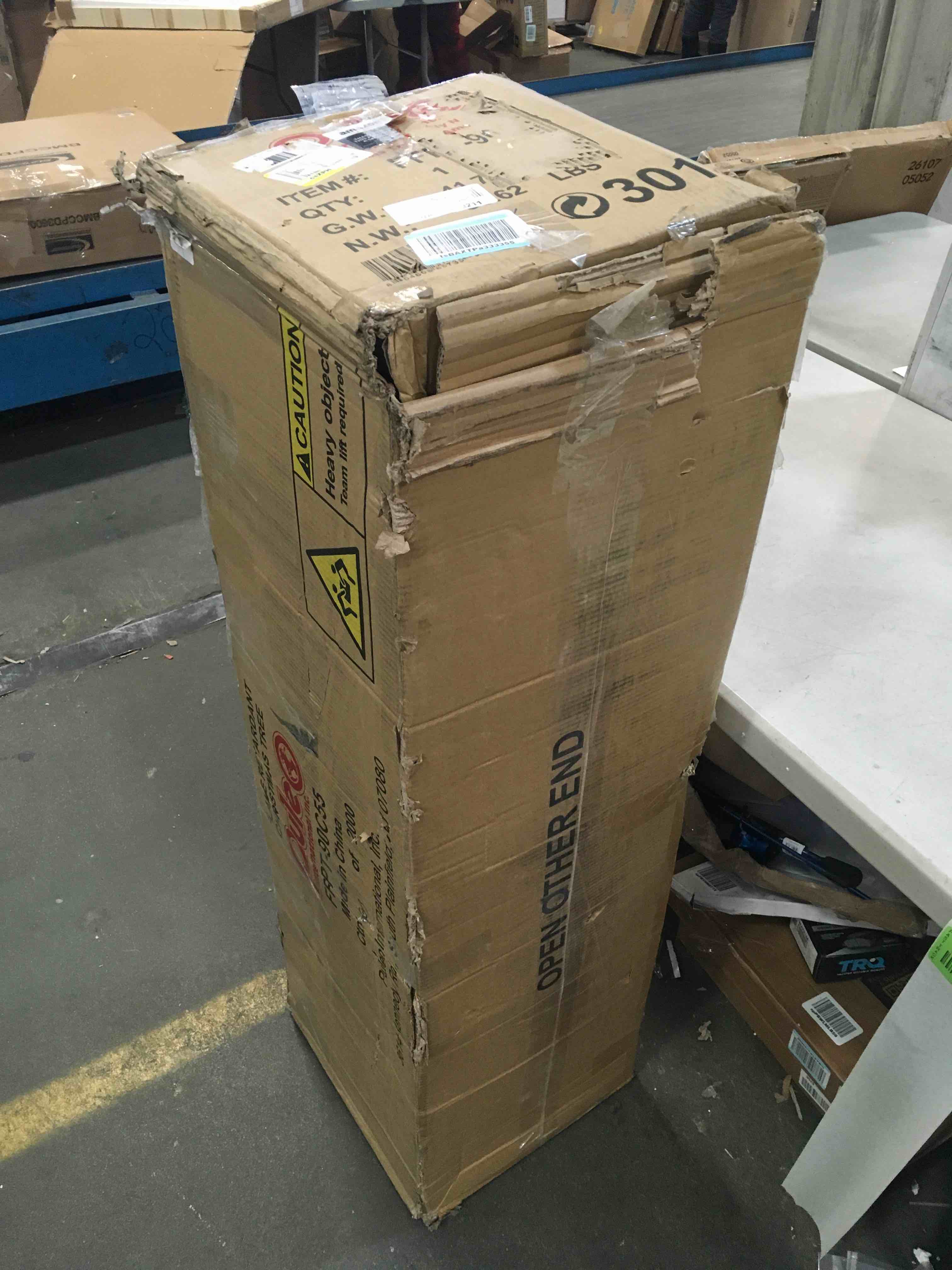 https://s3.amazonaws.com/lotting-images-prod/bidfta/GRN5776592_1704385687699.jpeg