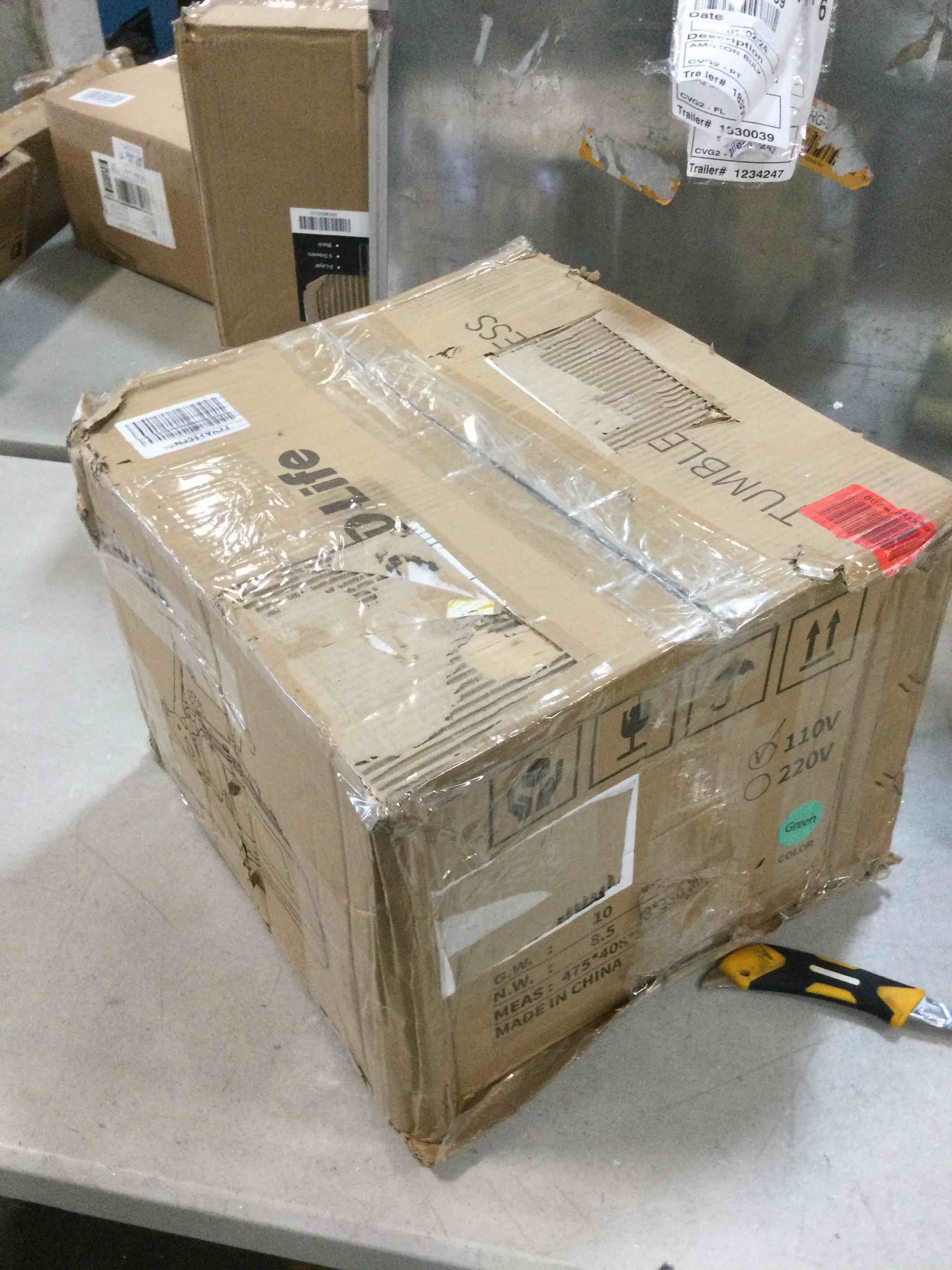 https://s3.amazonaws.com/lotting-images-prod/bidfta/GRN5776671_1704396432516.jpeg